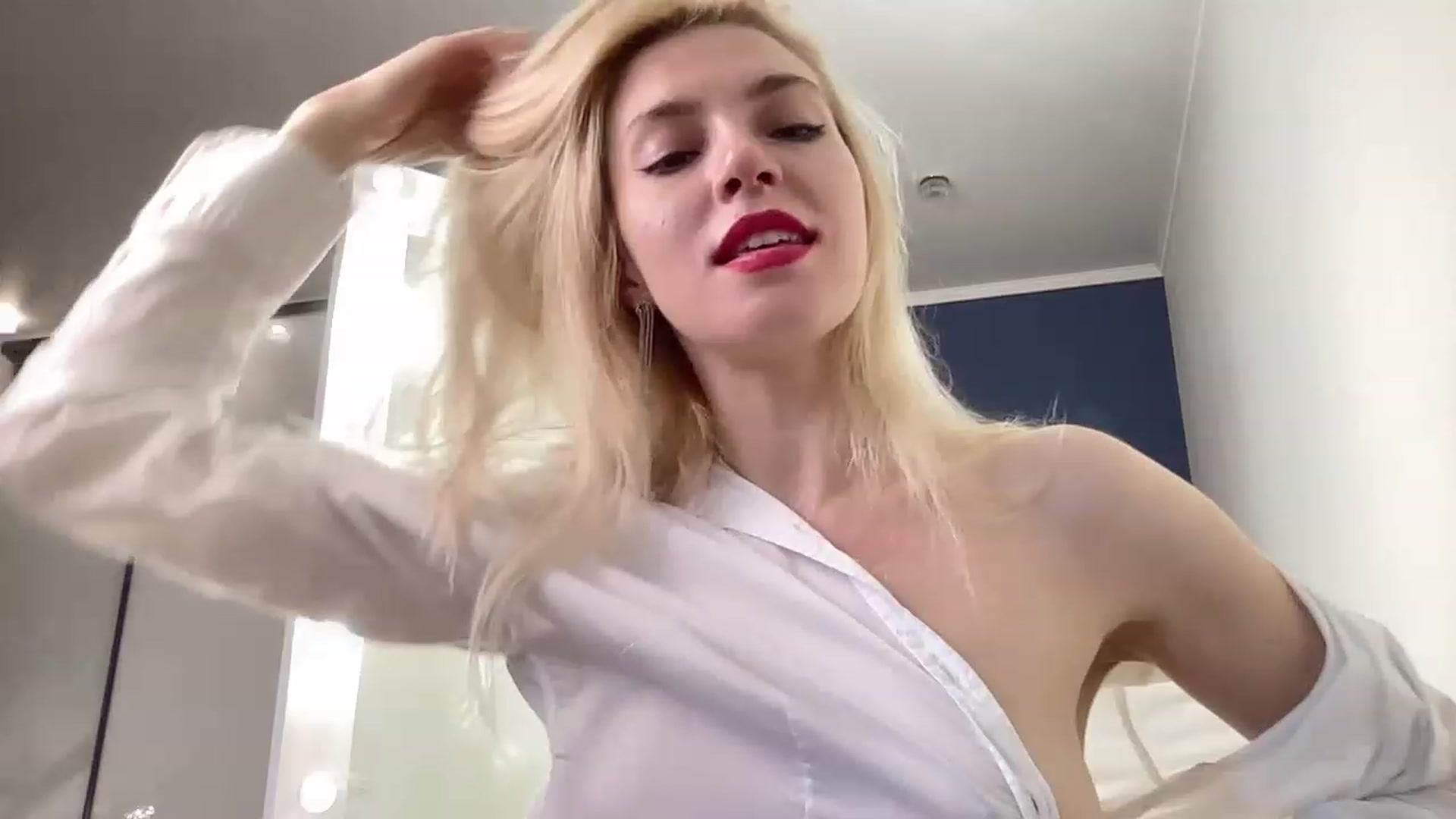 Gallery image thumbnail from AmazingkellyX's myfreecams stream on, 06/04/2023, 12:54 image 20 of 20