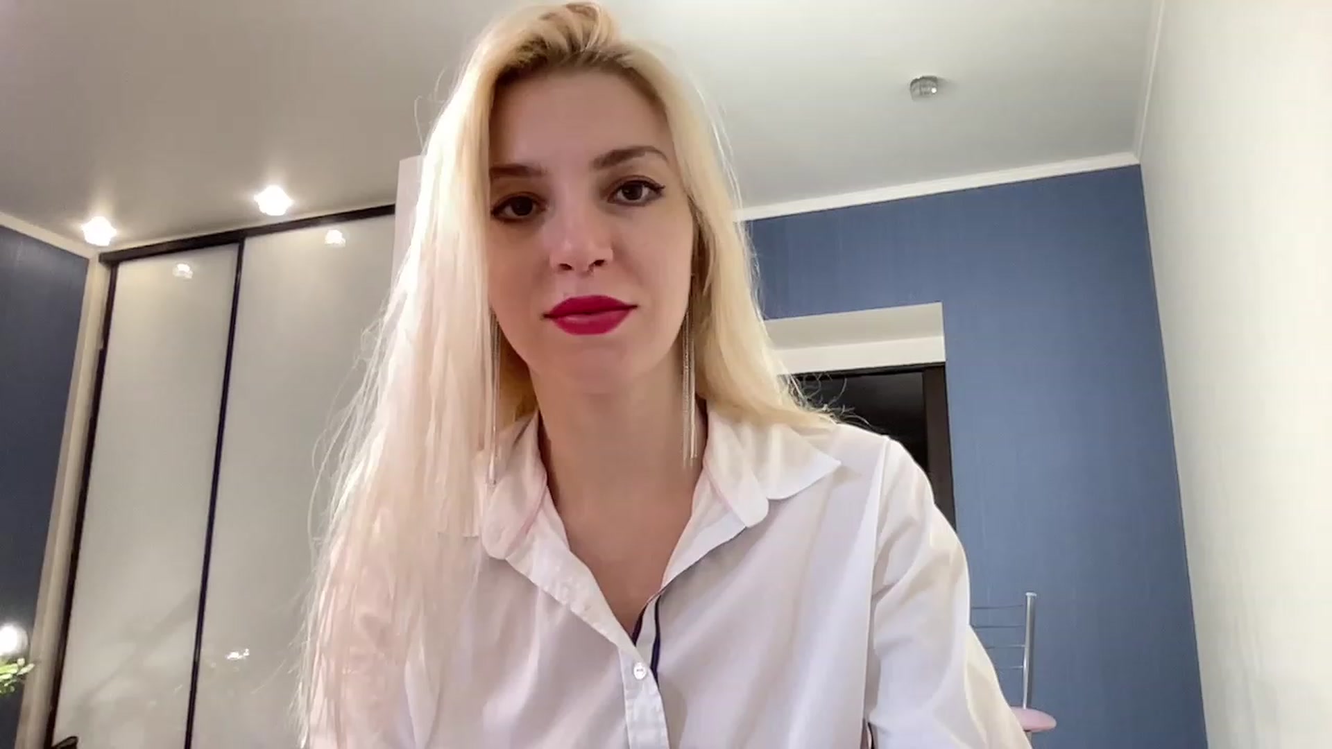 Gallery image thumbnail from AmazingkellyX's myfreecams stream on, 06/04/2023, 12:54 image 11 of 20