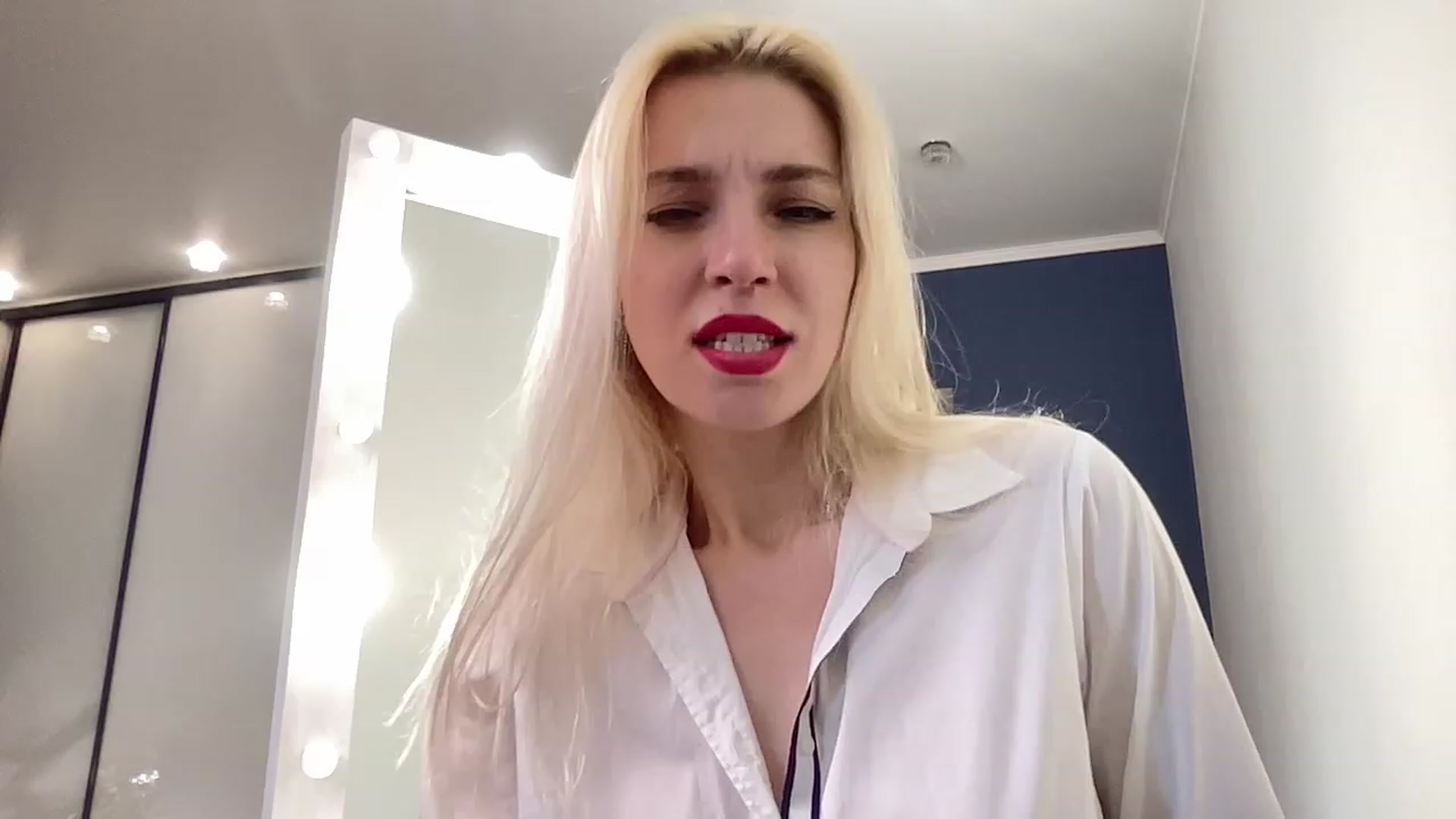 Gallery image thumbnail from AmazingkellyX's myfreecams stream on, 06/04/2023, 12:54 image 19 of 20