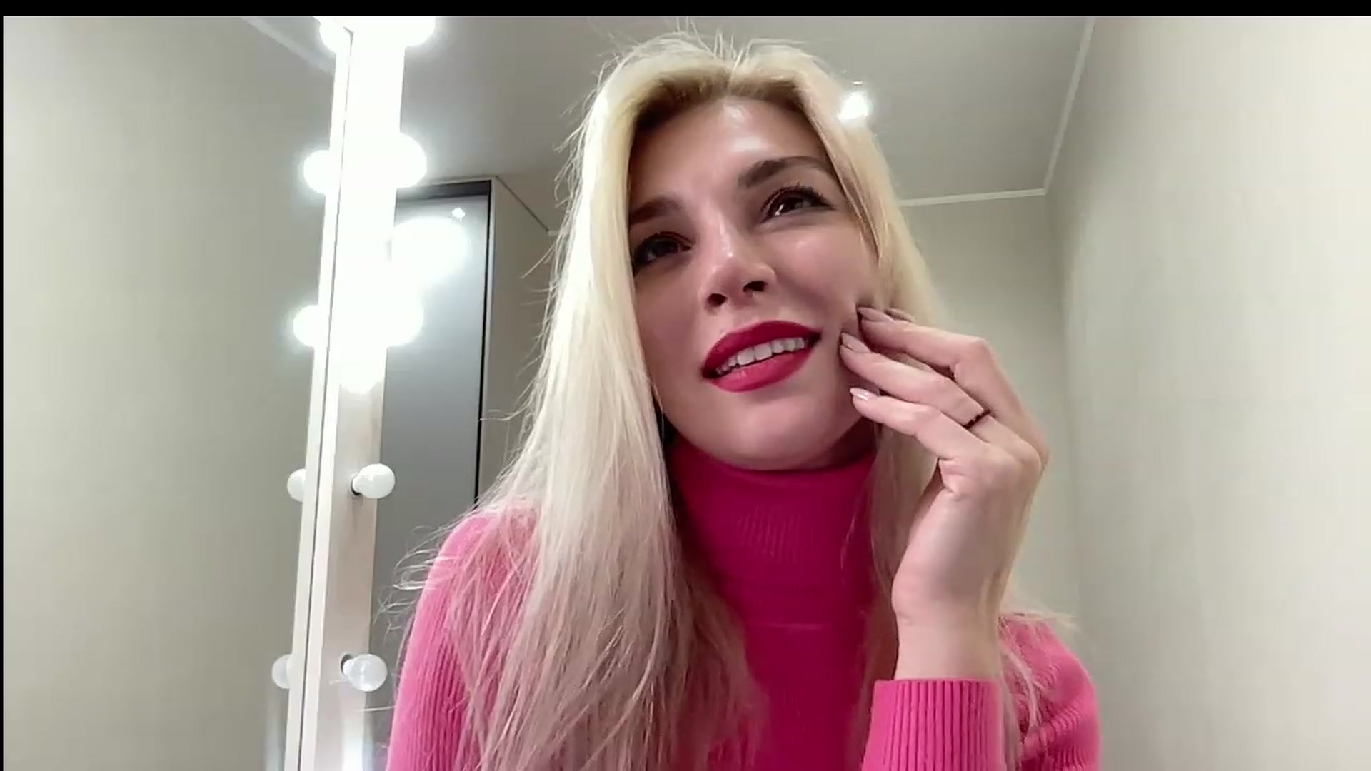 Gallery image thumbnail from AmazingkellyX's myfreecams stream on, 12/02/2023, 13:33 image 18 of 20