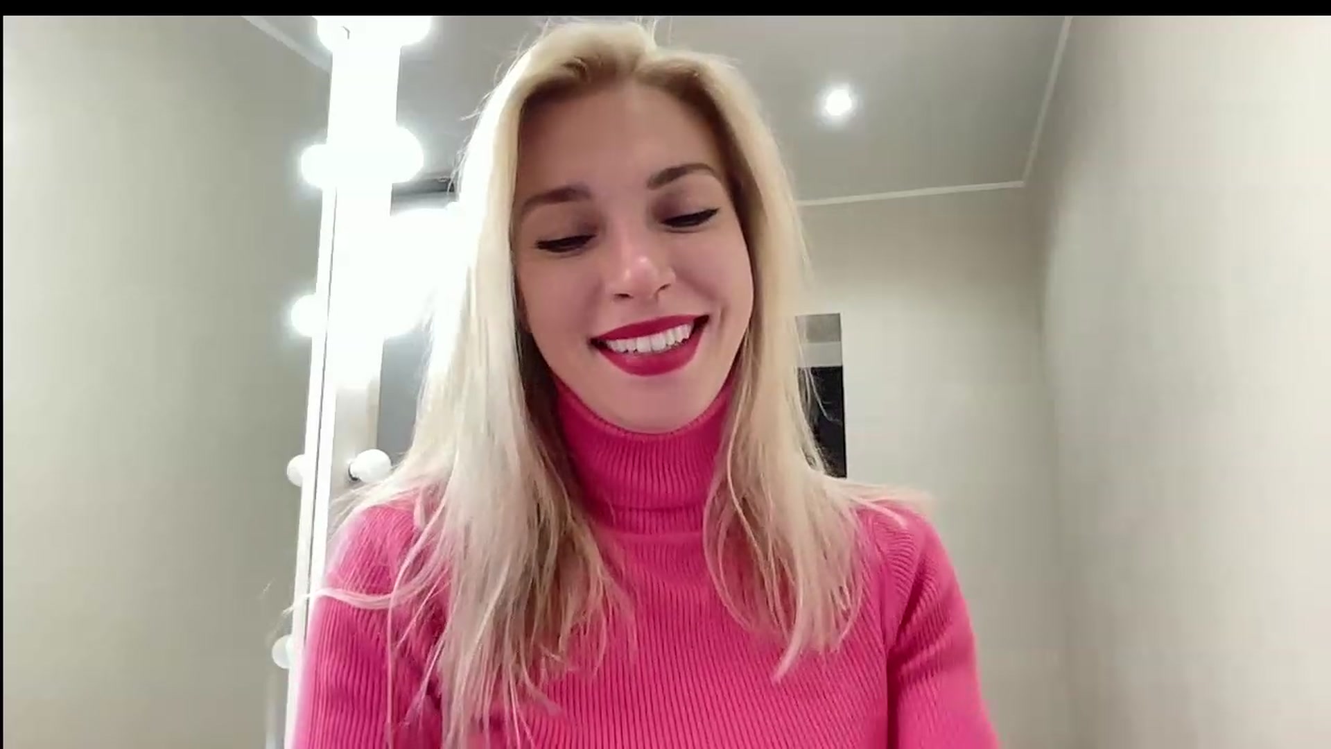 Gallery image thumbnail from AmazingkellyX's myfreecams stream on, 12/02/2023, 13:33 image 14 of 20