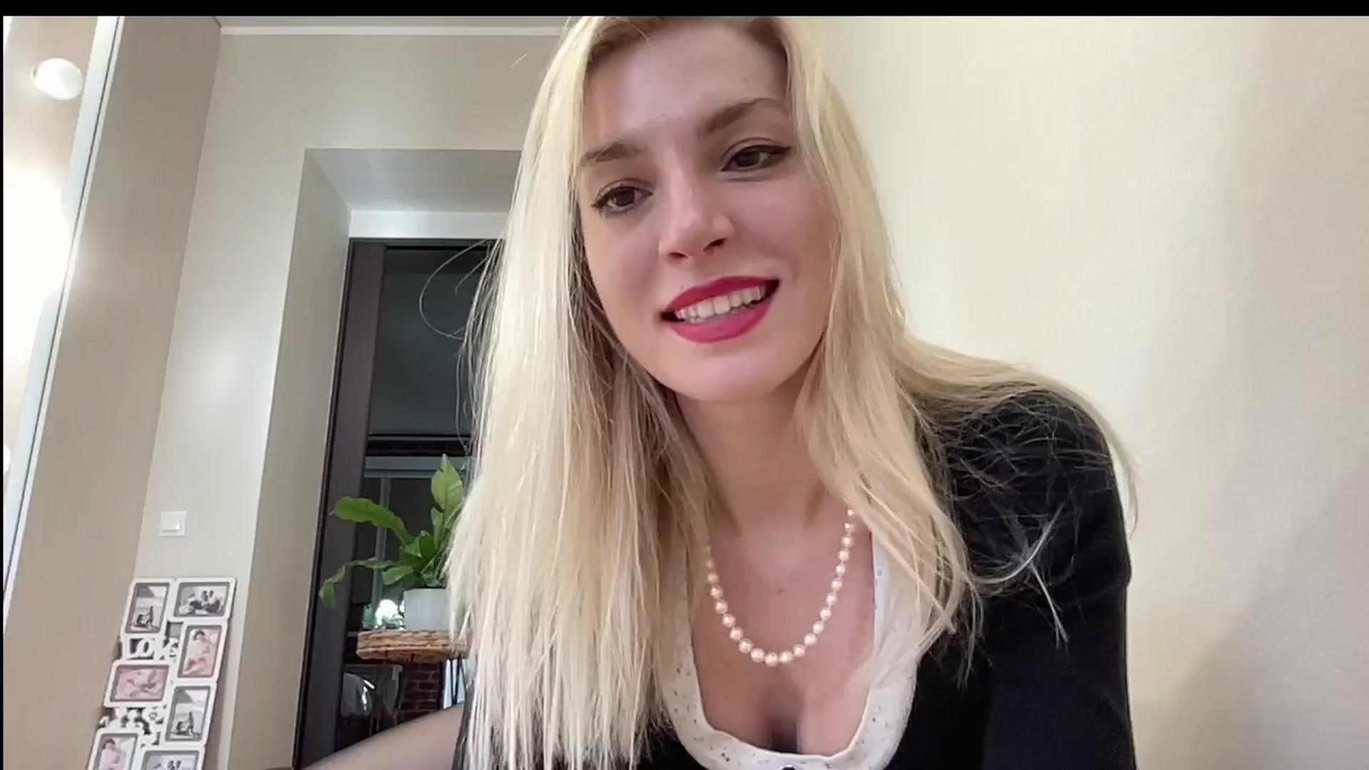 Gallery image thumbnail from AmazingkellyX's myfreecams stream on, 03/23/2024, 10:04 image 3 of 20