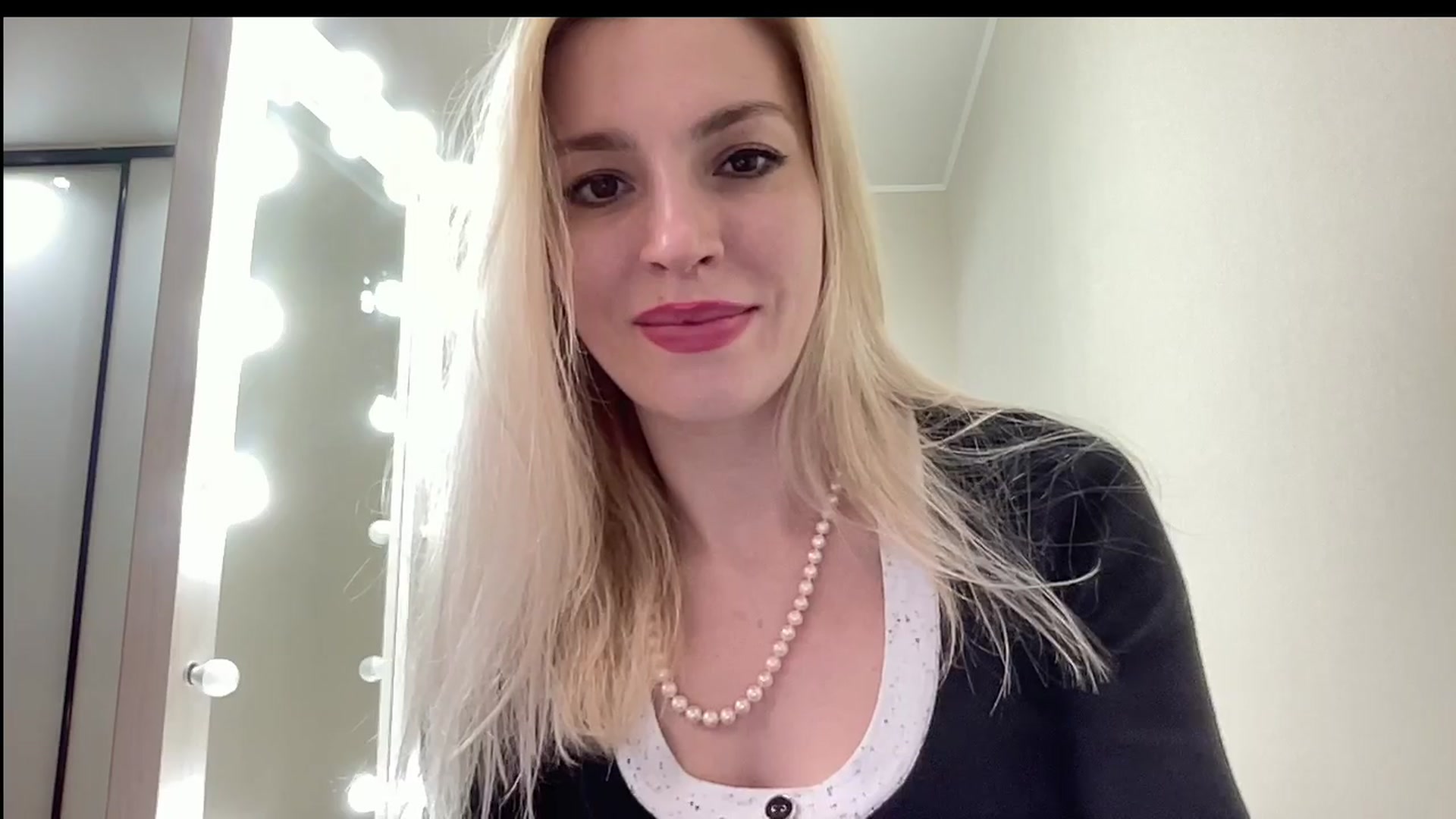 Gallery image thumbnail from AmazingkellyX's myfreecams stream on, 03/28/2024, 13:35 image 19 of 20
