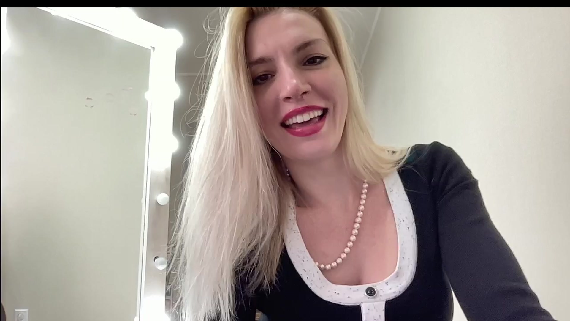 Gallery image thumbnail from AmazingkellyX's myfreecams stream on, 03/31/2024, 11:08 image 1 of 20