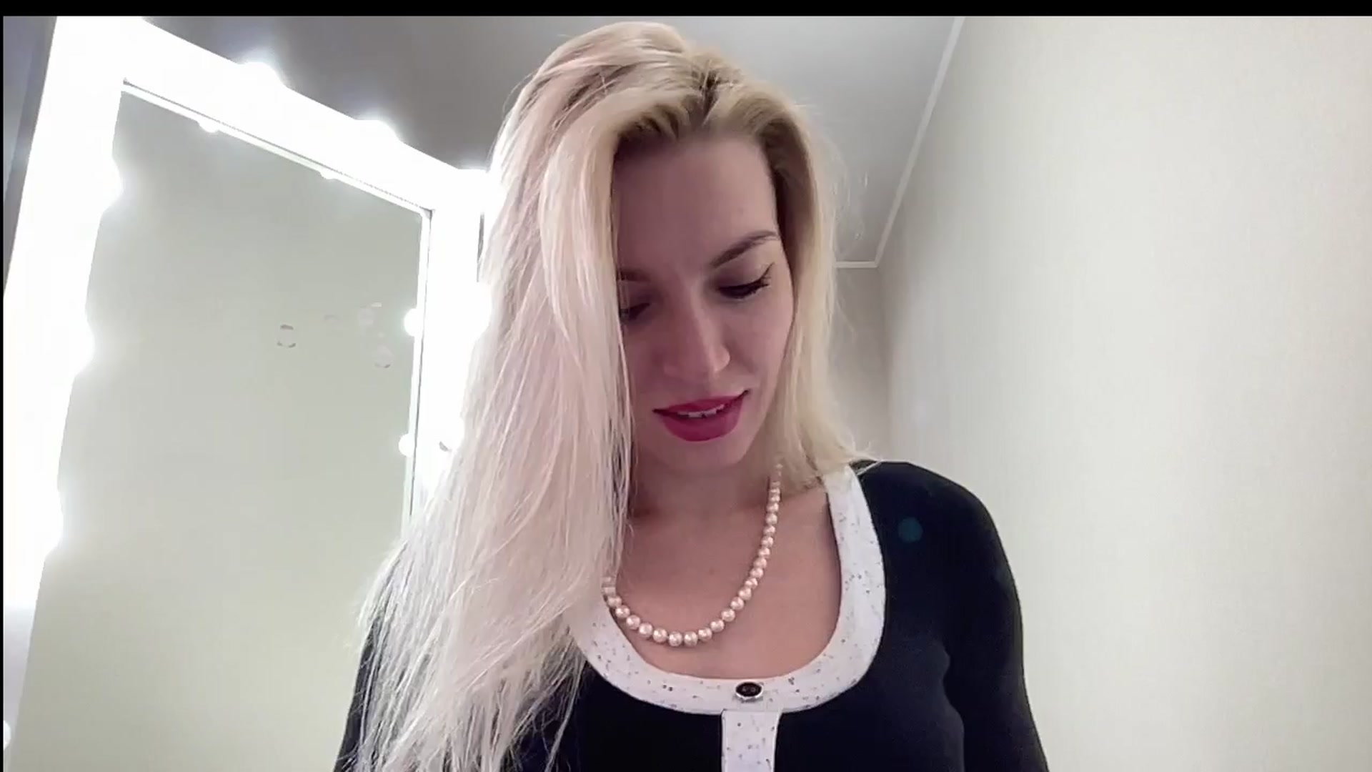 Gallery image thumbnail from AmazingkellyX's myfreecams stream on, 03/31/2024, 11:08 image 11 of 20