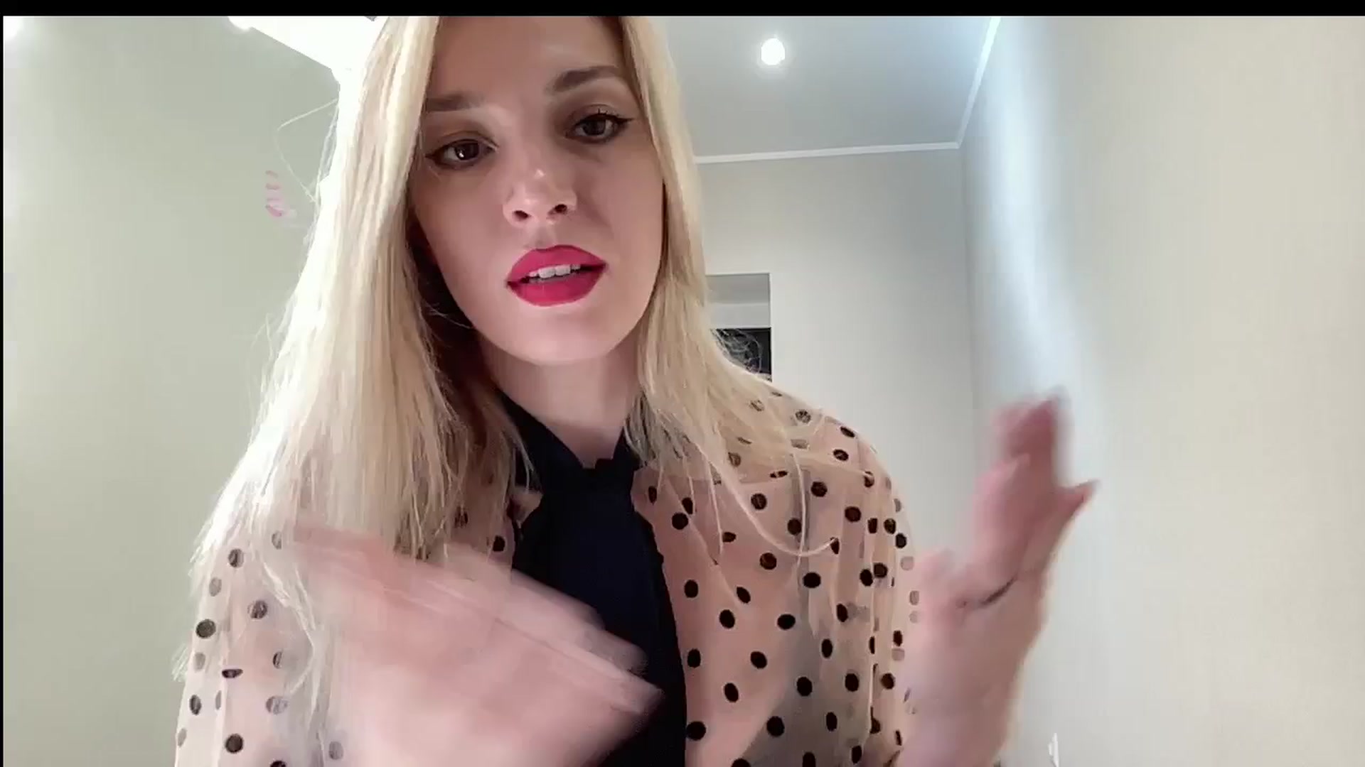 Gallery image thumbnail from AmazingkellyX's myfreecams stream on, 05/05/2024, 13:54 image 1 of 20