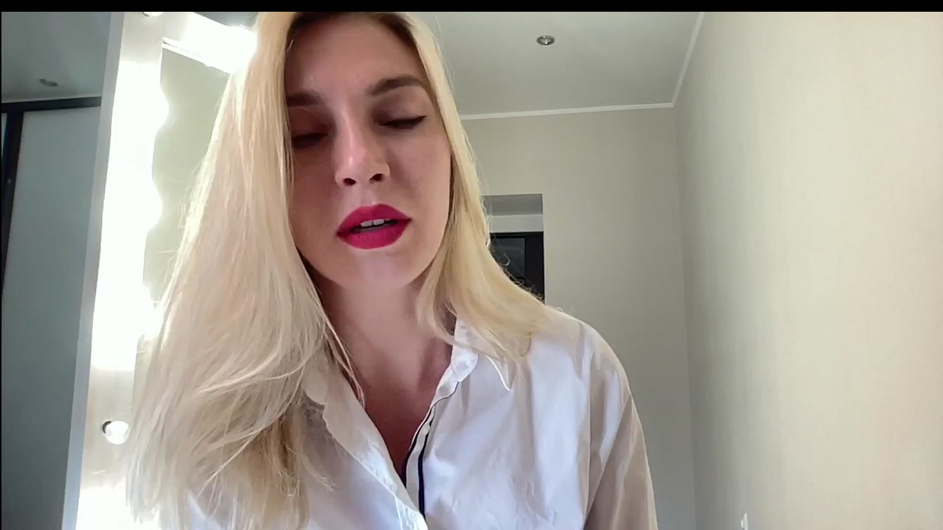 Gallery image thumbnail from AmazingkellyX's myfreecams stream on, 06/16/2024, 11:08 image 3 of 20