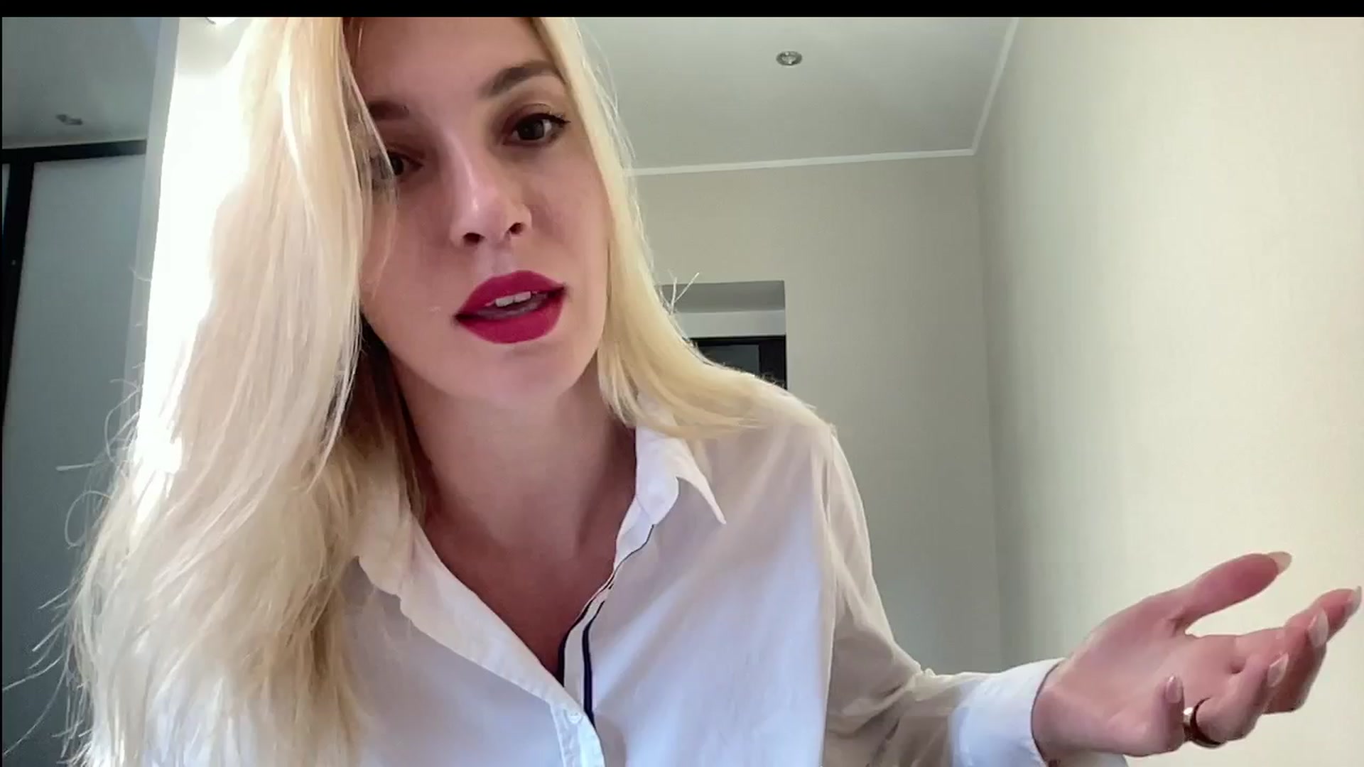 Gallery image thumbnail from AmazingkellyX's myfreecams stream on, 06/16/2024, 11:08 image 2 of 20