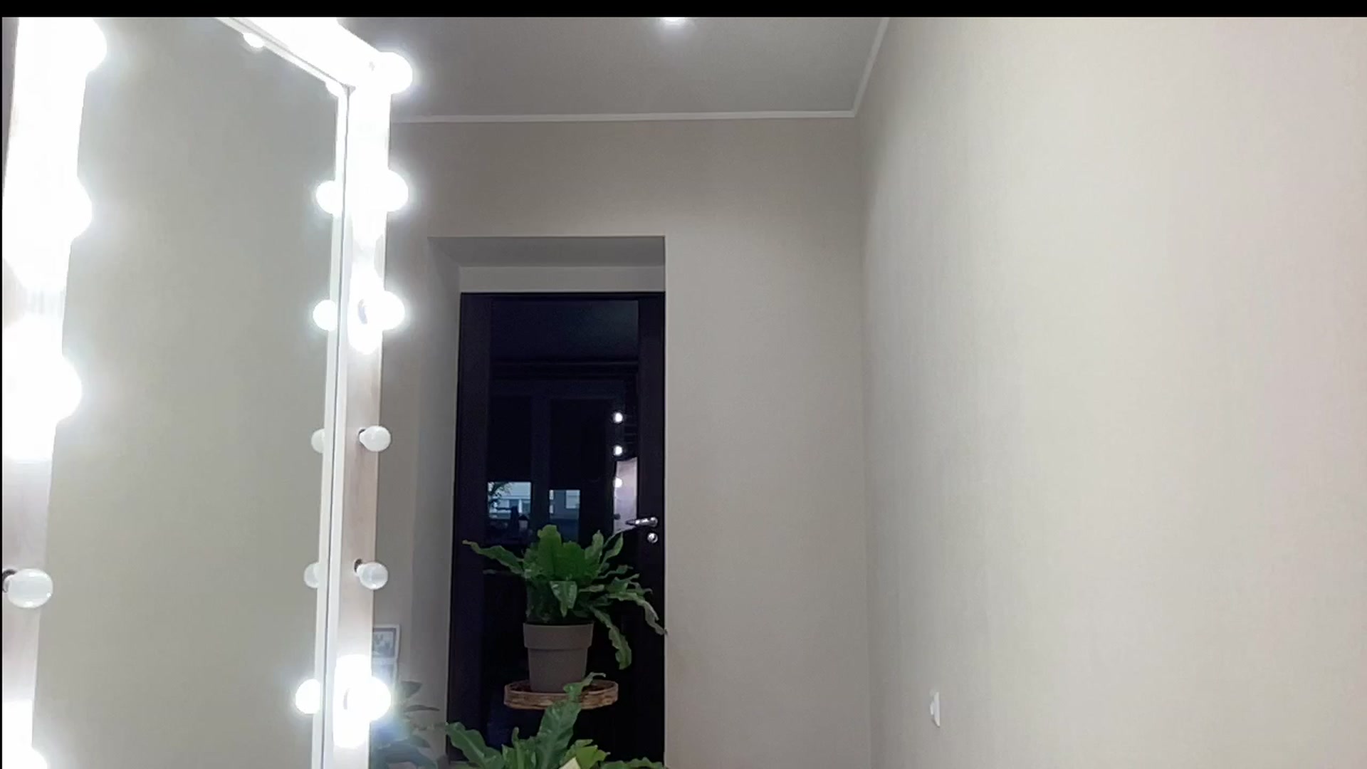 Gallery image thumbnail from AmazingkellyX's myfreecams stream on, 07/18/2024, 10:33 image 2 of 20
