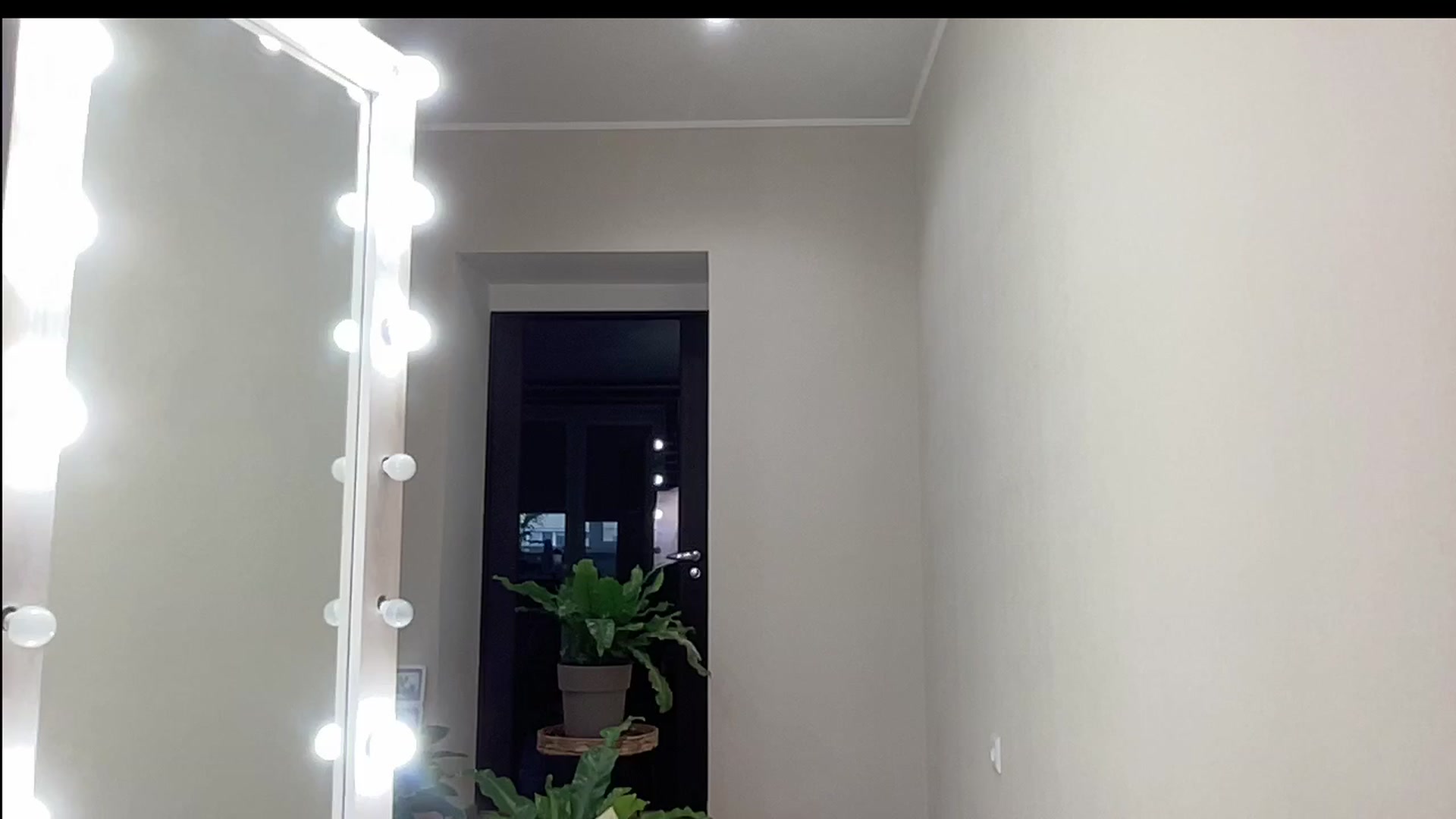 Gallery image thumbnail from AmazingkellyX's myfreecams stream on, 07/18/2024, 10:33 image 1 of 20