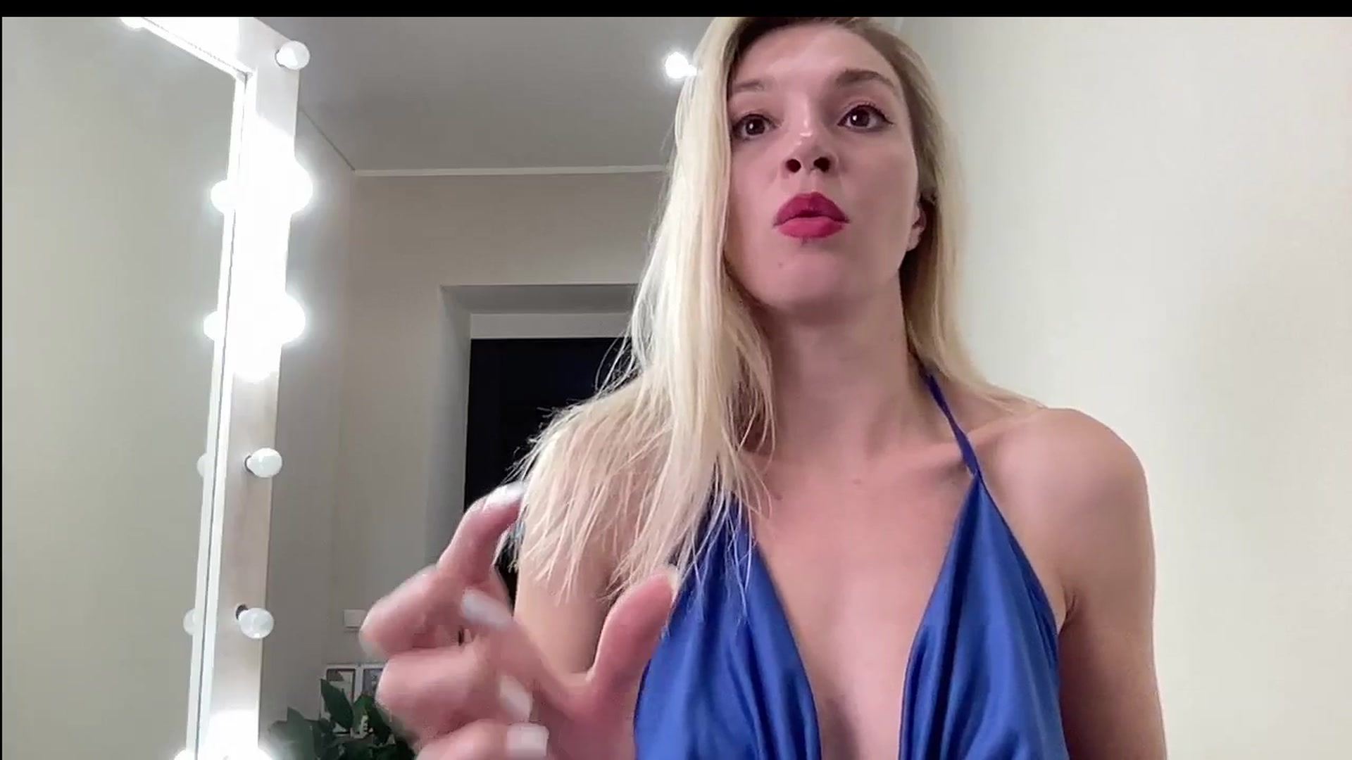 Gallery image thumbnail from AmazingkellyX's myfreecams stream on, 09/08/2024, 13:21 image 2 of 20