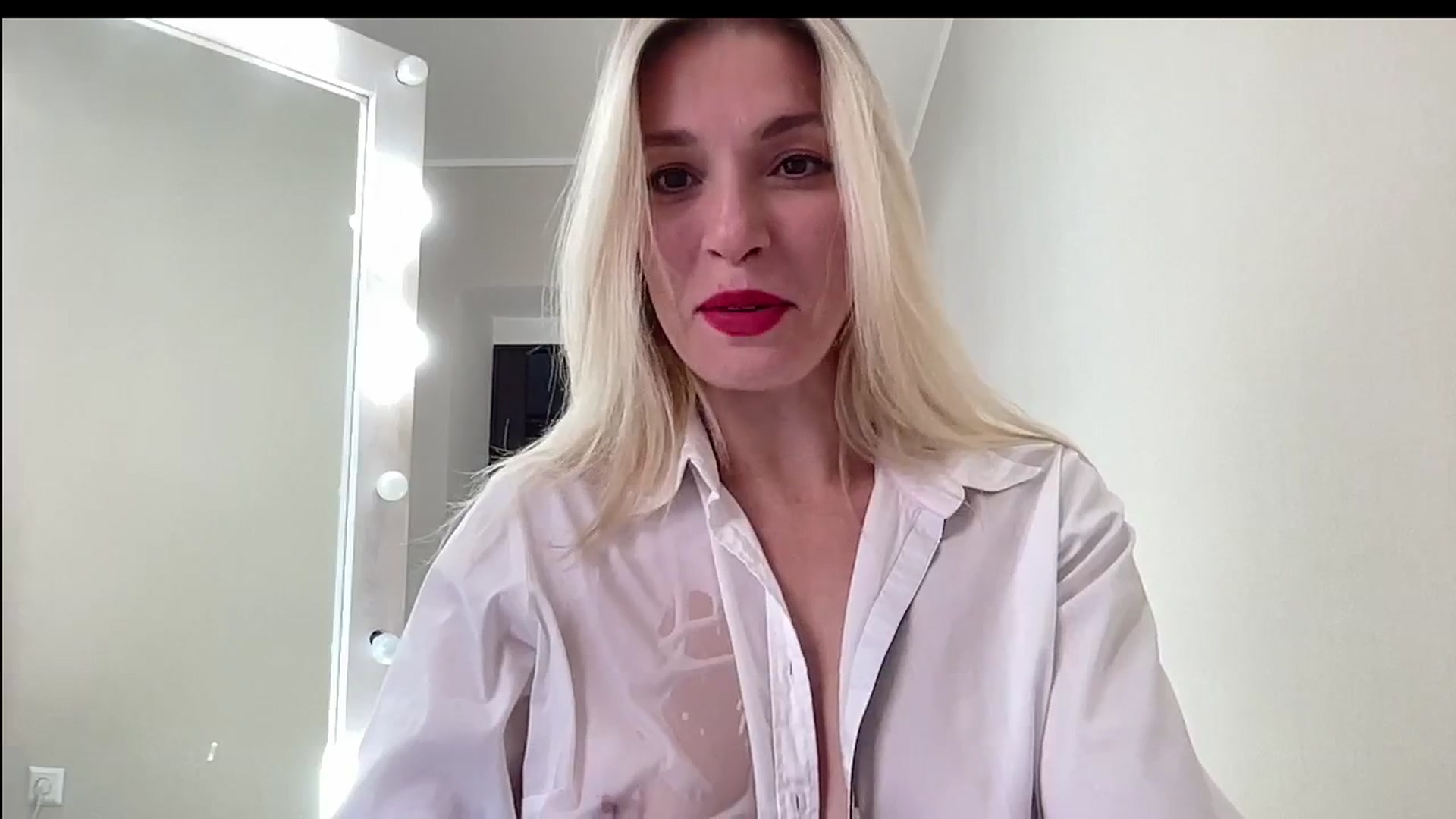 Gallery image thumbnail from AmazingkellyX's myfreecams stream on, 09/19/2024, 11:49 image 2 of 20