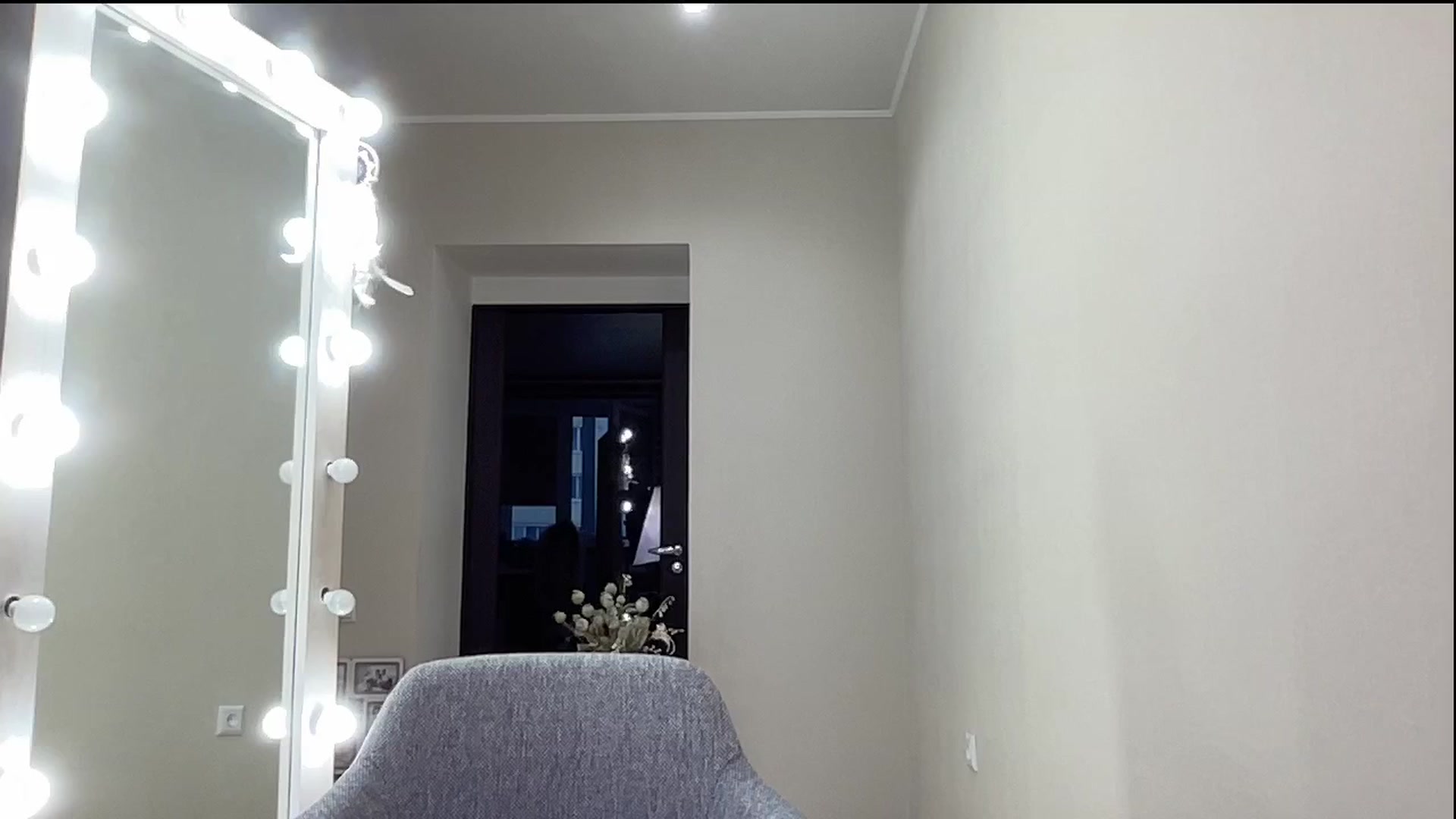 Gallery image thumbnail from AmazingkellyX's myfreecams stream on, 12/03/2024, 09:49 image 7 of 20