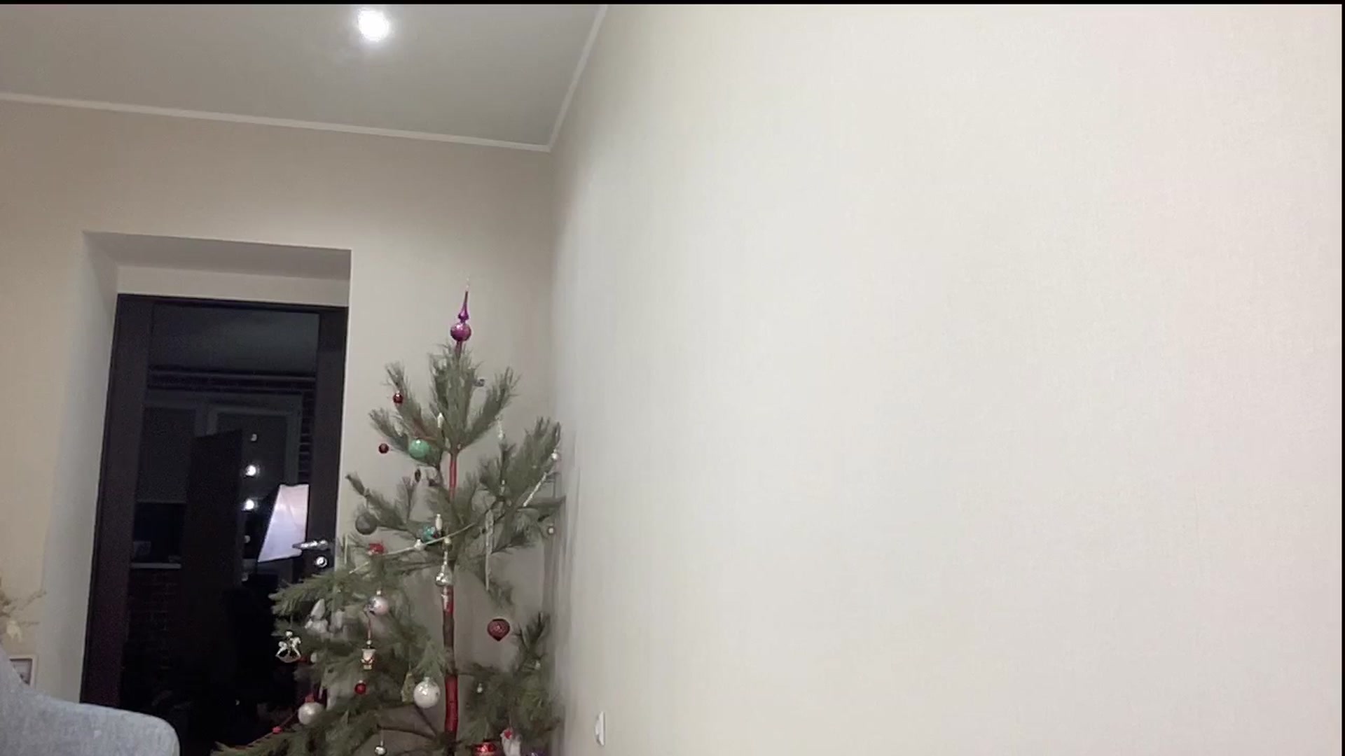 Gallery image thumbnail from AmazingkellyX's myfreecams stream on, 01/11/2025, 12:59 image 15 of 20