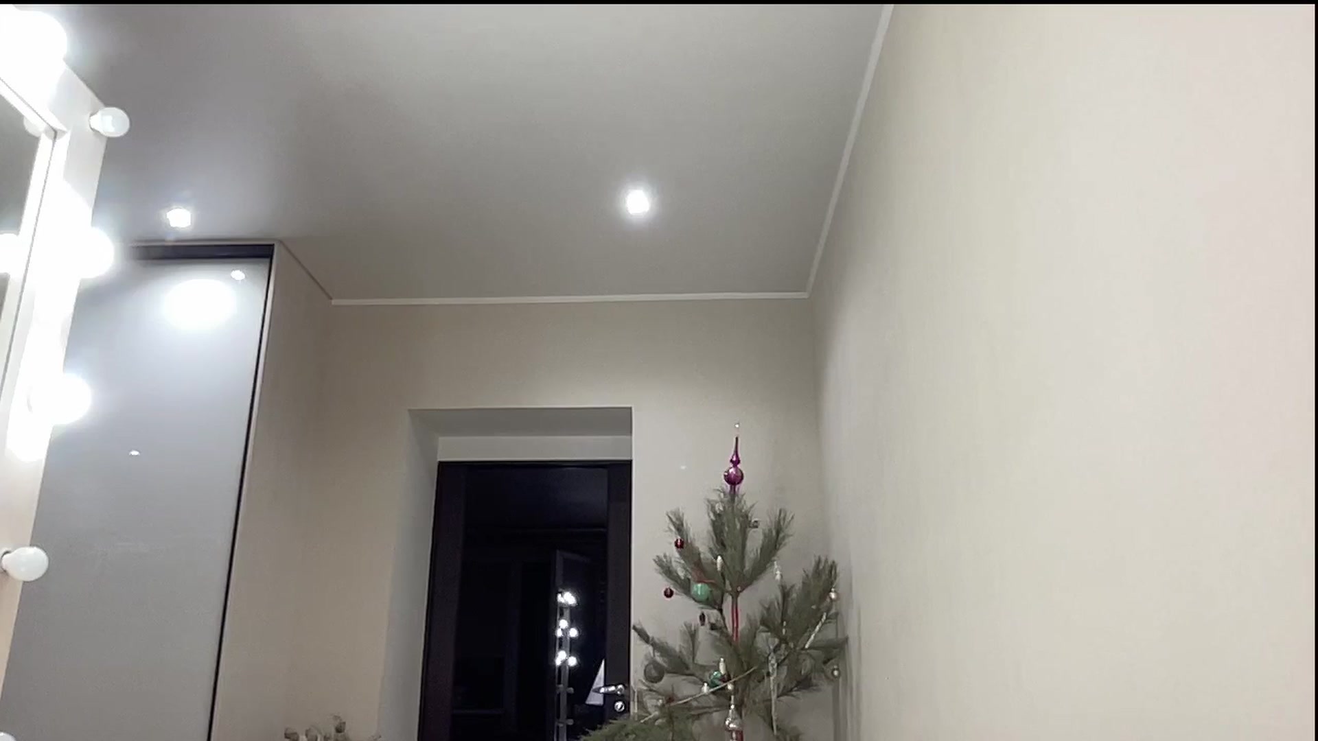 Gallery image thumbnail from AmazingkellyX's myfreecams stream on, 01/12/2025, 12:11 image 19 of 20