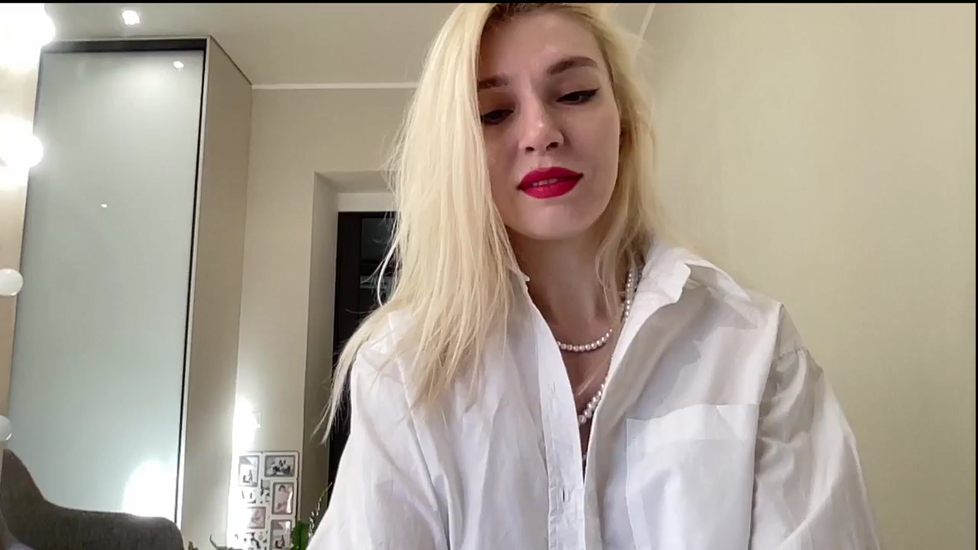 Gallery image thumbnail from AmazingkellyX's myfreecams stream on, 02/23/2025, 11:21 image 1 of 20