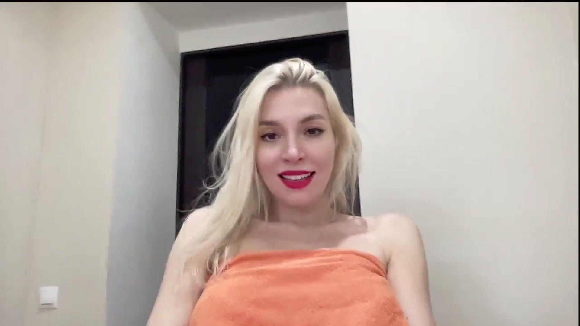 Gallery image thumbnail from AmazingkellyX's myfreecams stream on, 03/02/2025, 13:53 image 4 of 20