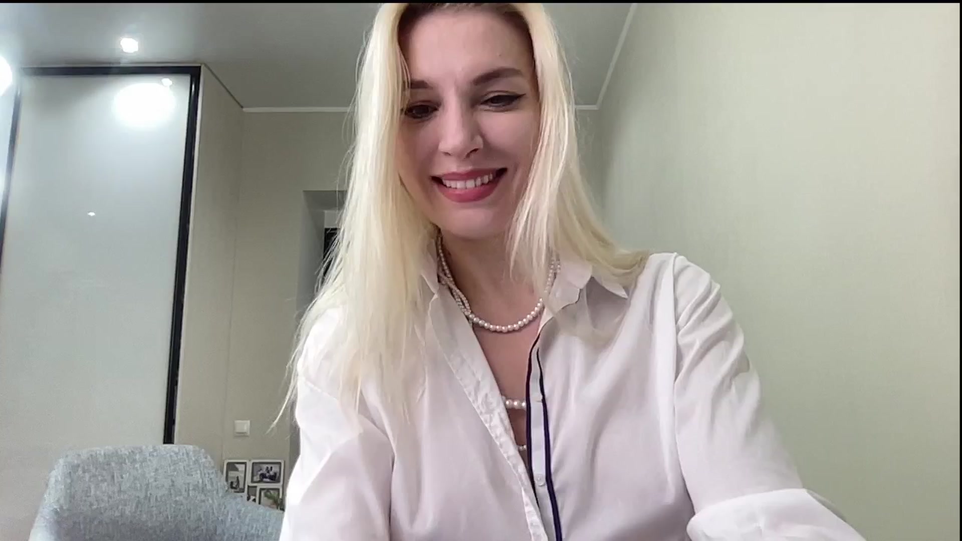 Gallery image thumbnail from AmazingkellyX's myfreecams stream on, 03/15/2025, 14:06 image 1 of 20