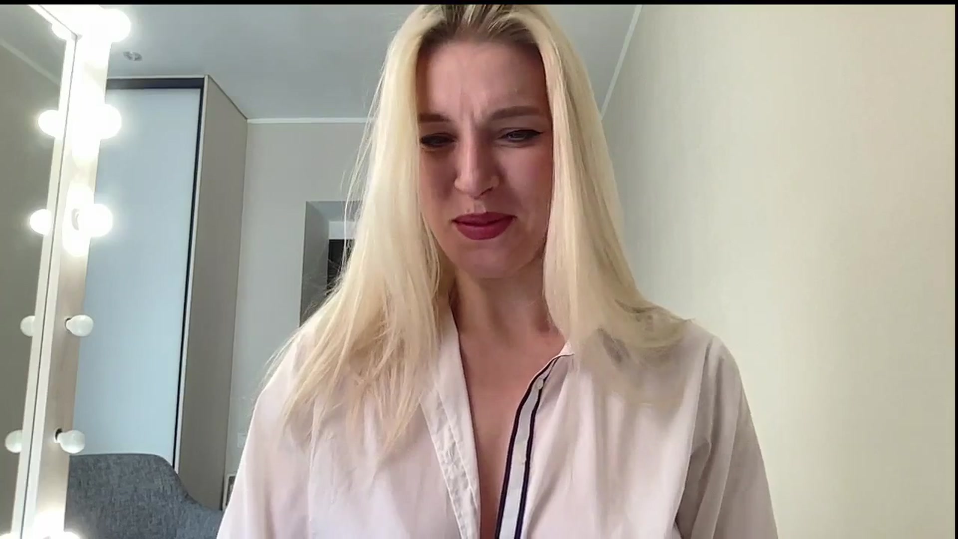 Gallery image thumbnail from AmazingkellyX's myfreecams stream on, 03/30/2025, 10:38 image 2 of 20