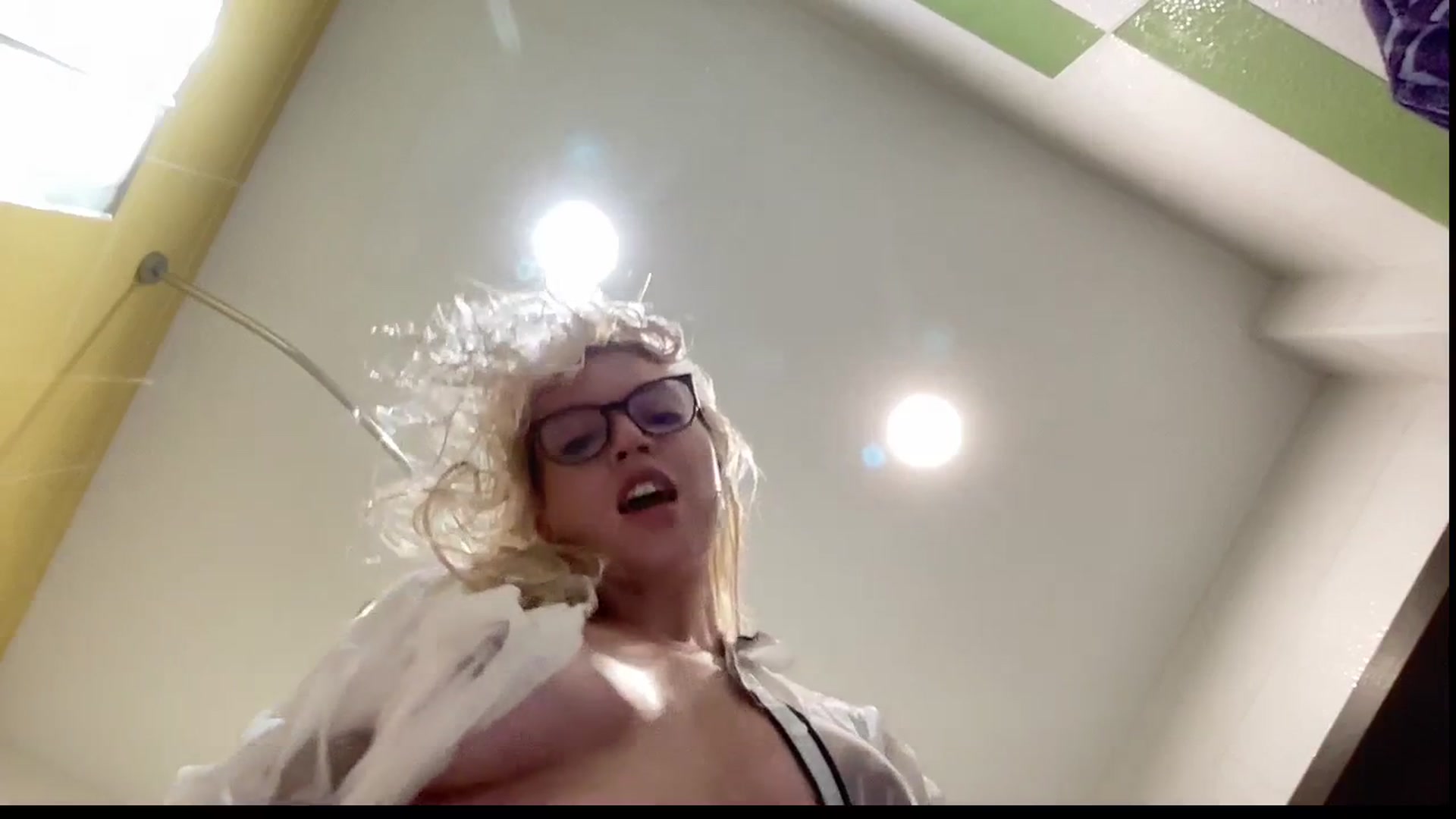 Gallery image thumbnail from AmazingkellyX's myfreecams stream on, 07/26/2025, 12:49 image 3 of 20