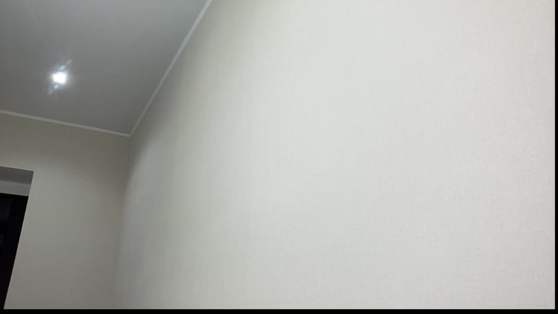 Gallery image thumbnail from AmazingkellyX's myfreecams stream on, 08/03/2025, 13:33 image 19 of 20