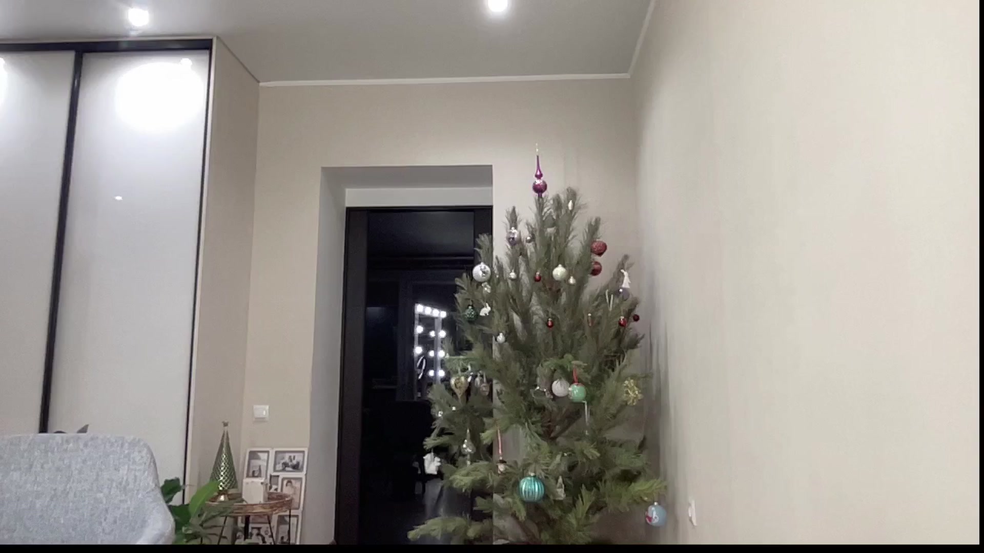 Gallery image thumbnail from AmazingkellyX's myfreecams stream on, 01/08/2026, 11:48 image 19 of 20