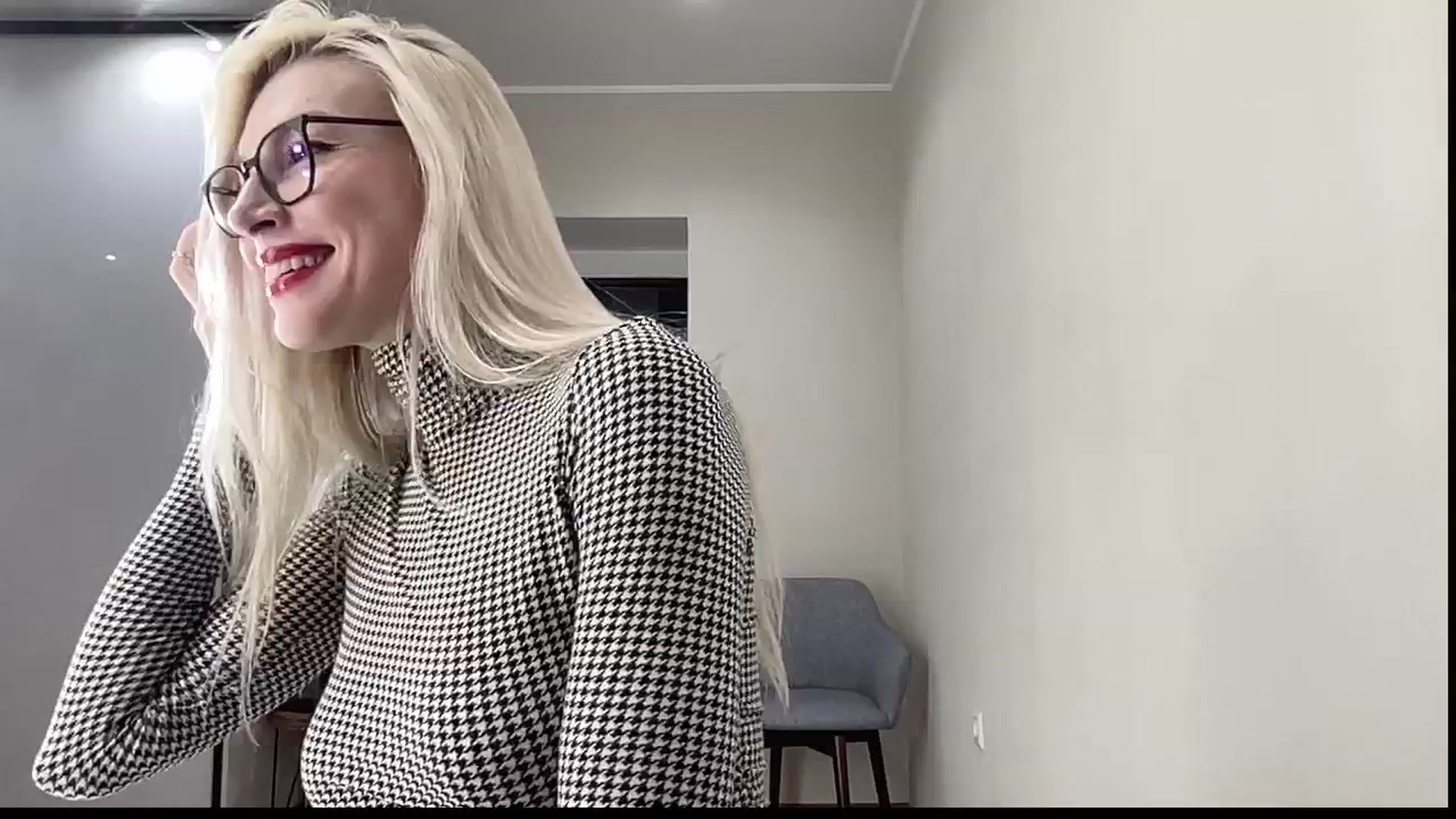 Gallery image thumbnail from AmazingkellyX's myfreecams stream on, 02/22/2026, 12:20 image 10 of 20