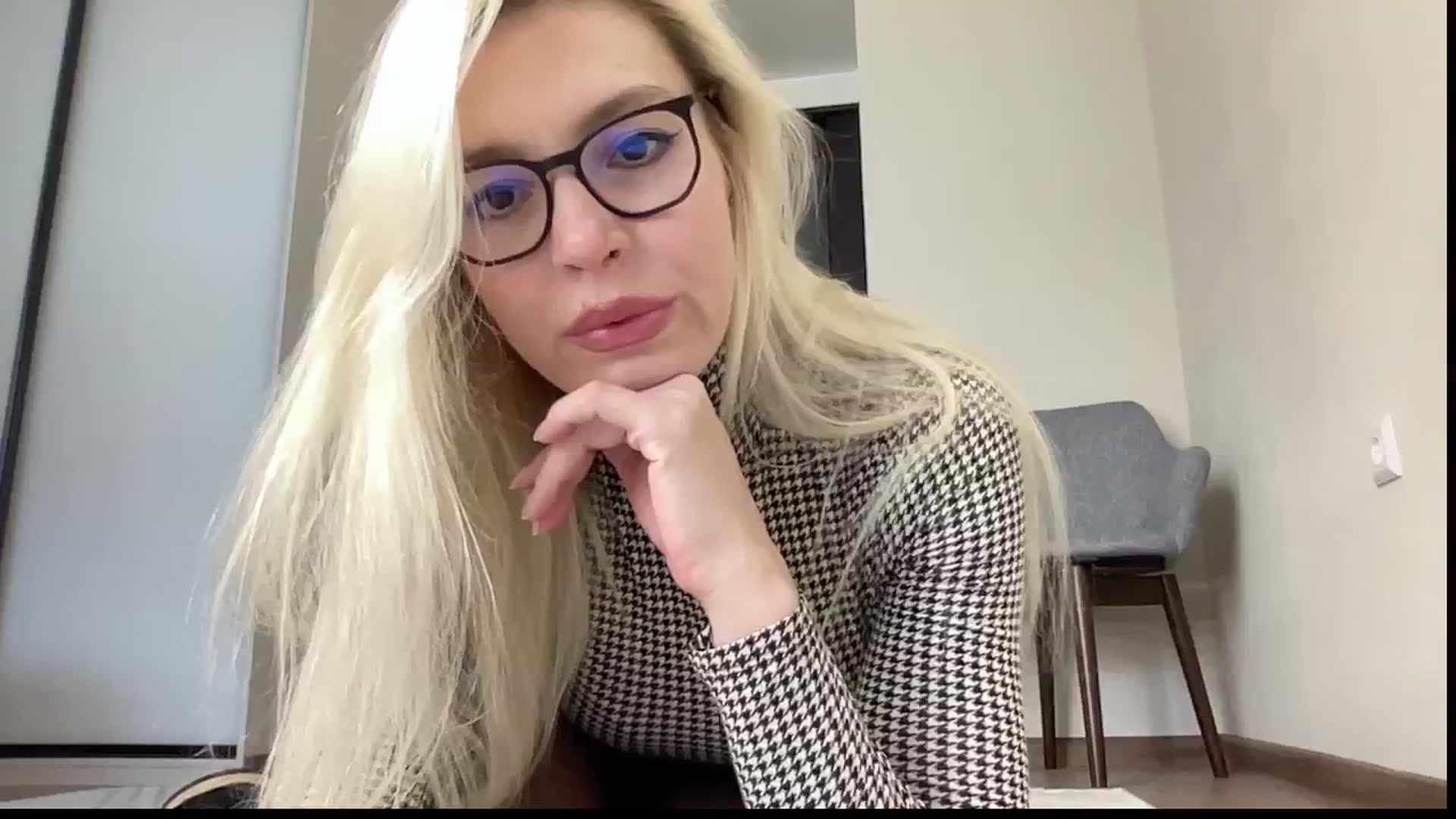 Gallery image thumbnail from AmazingkellyX's myfreecams stream on, 03/17/2026, 11:47 image 16 of 20