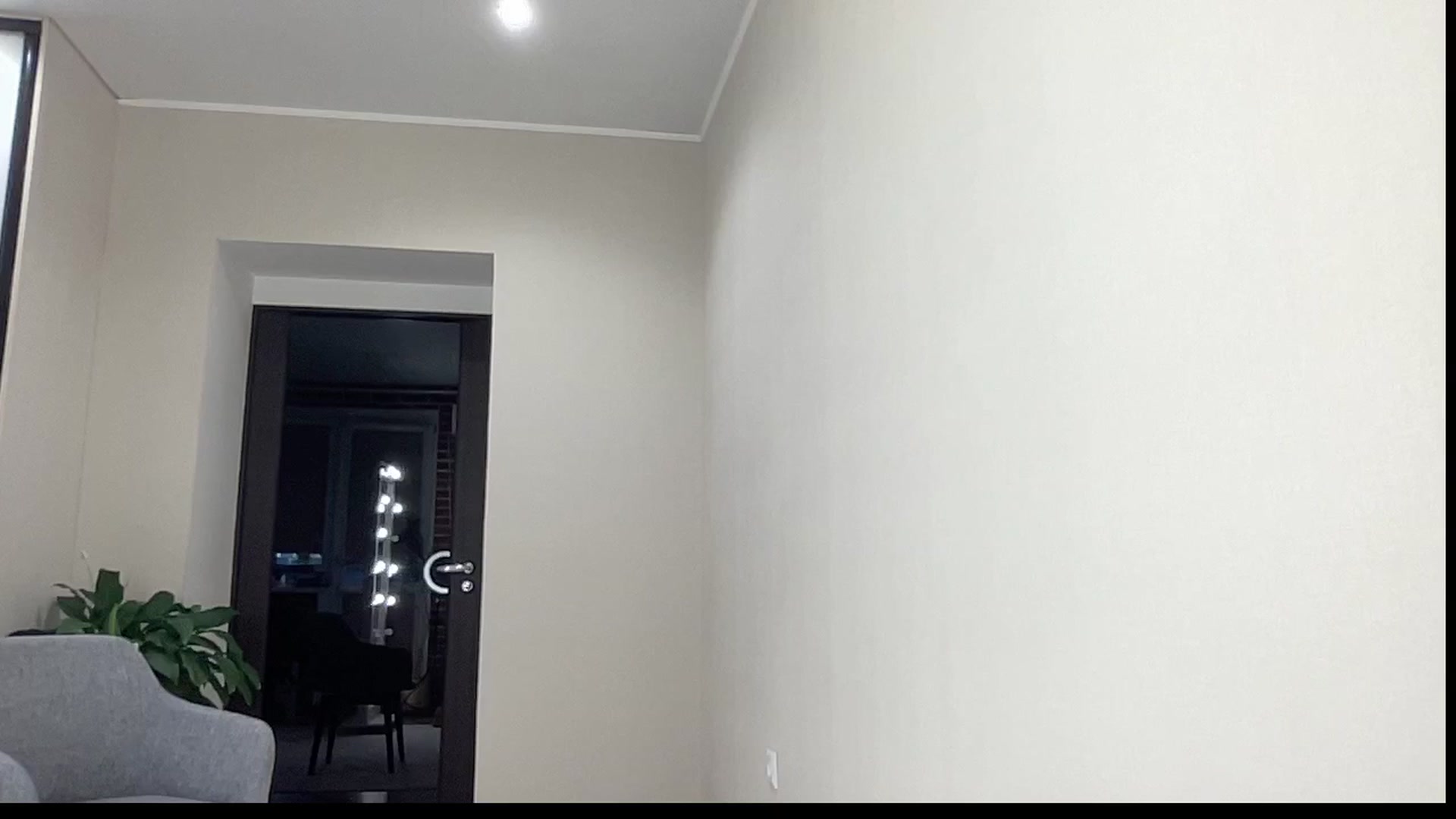 Gallery image thumbnail from AmazingkellyX's myfreecams stream on, 04/05/2026, 12:23 image 16 of 20