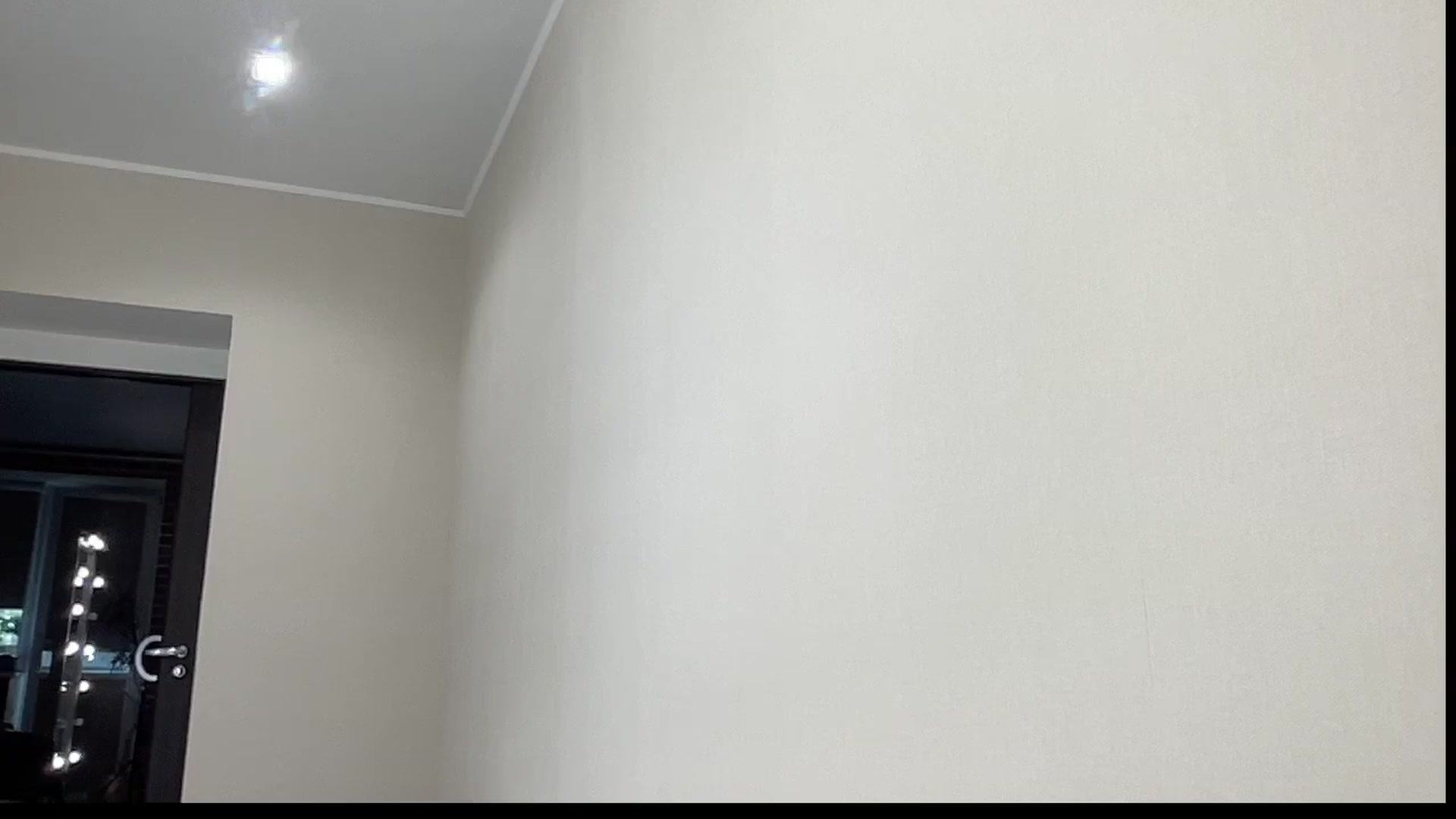 Gallery image thumbnail from AmazingkellyX's myfreecams stream on, 04/17/2026, 11:49 image 15 of 20