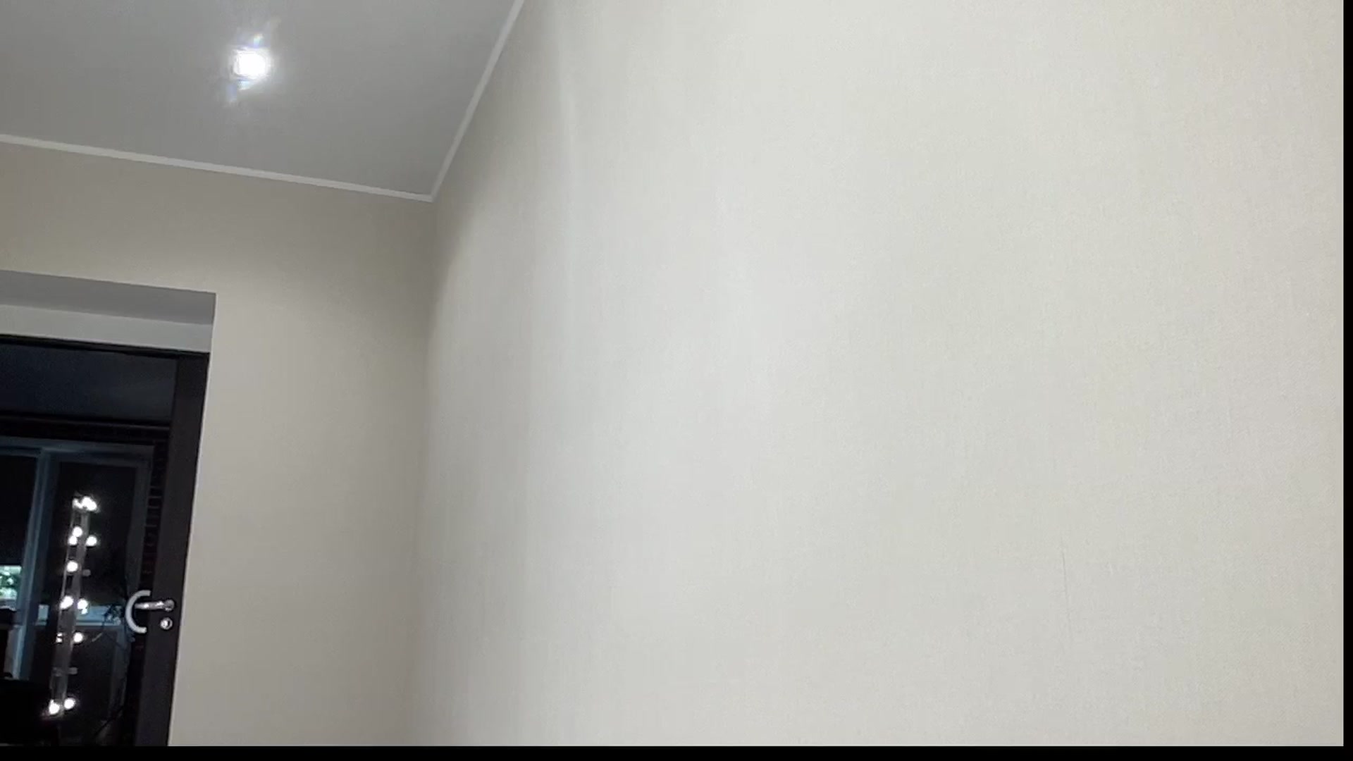 Gallery image thumbnail from AmazingkellyX's myfreecams stream on, 04/17/2026, 11:49 image 18 of 20