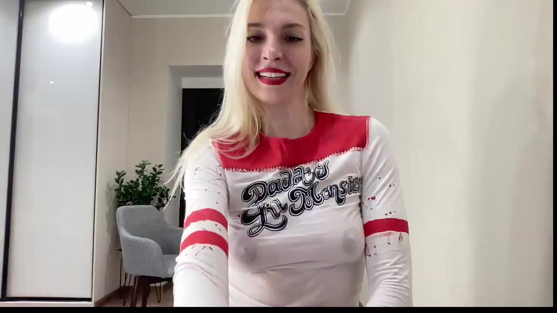 Gallery image thumbnail from AmazingkellyX's myfreecams stream on, 06/20/2026, 14:17 image 18 of 20