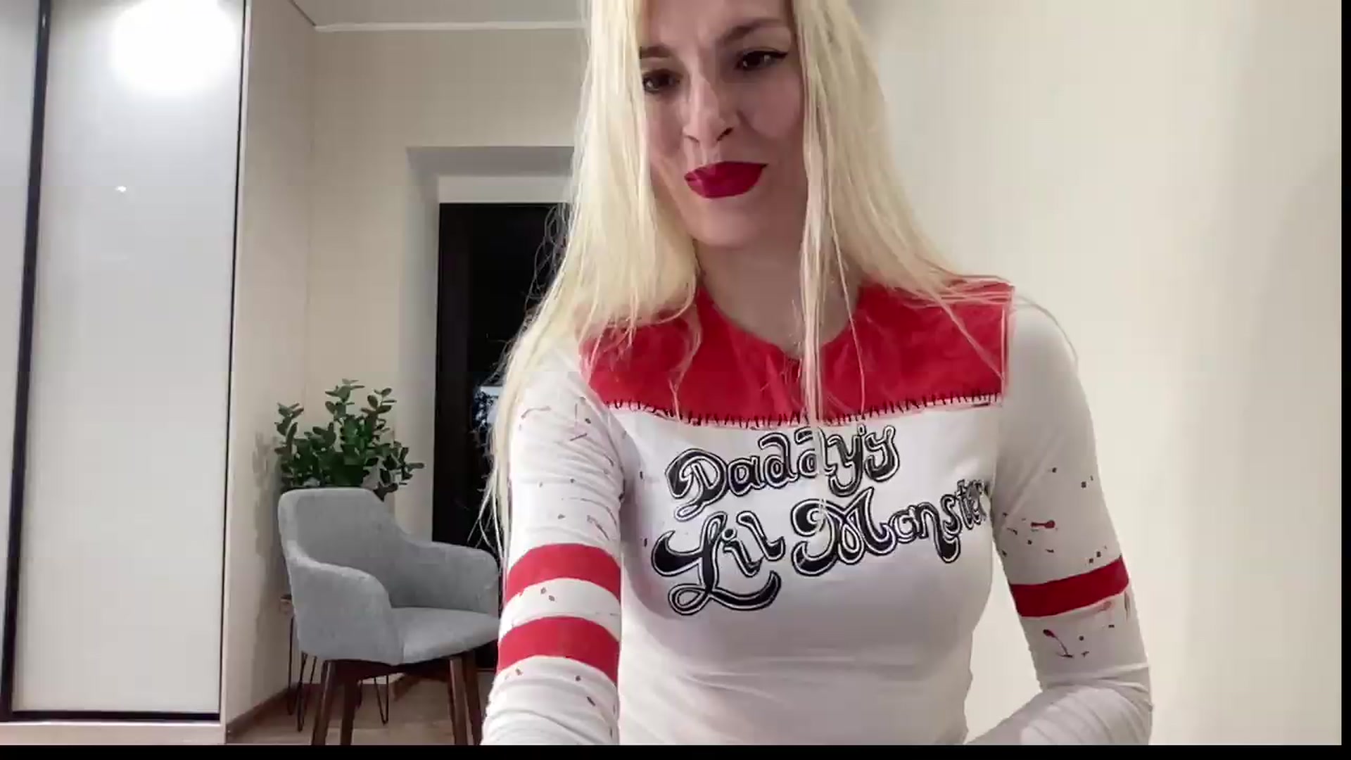 Gallery image thumbnail from AmazingkellyX's myfreecams stream on, 06/20/2026, 14:17 image 11 of 20