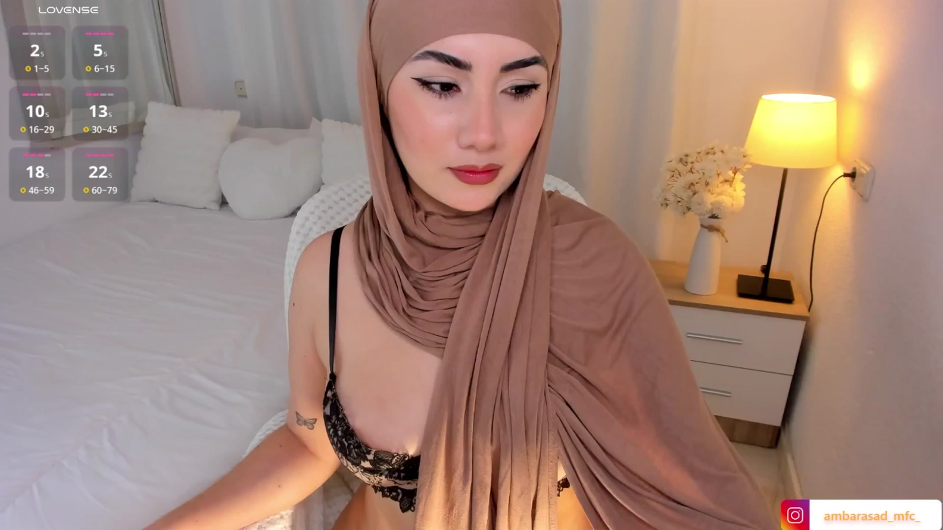 Gallery image thumbnail from Ambar_Asad's myfreecams stream on, 03/14/2025, 15:47 image 9 of 20