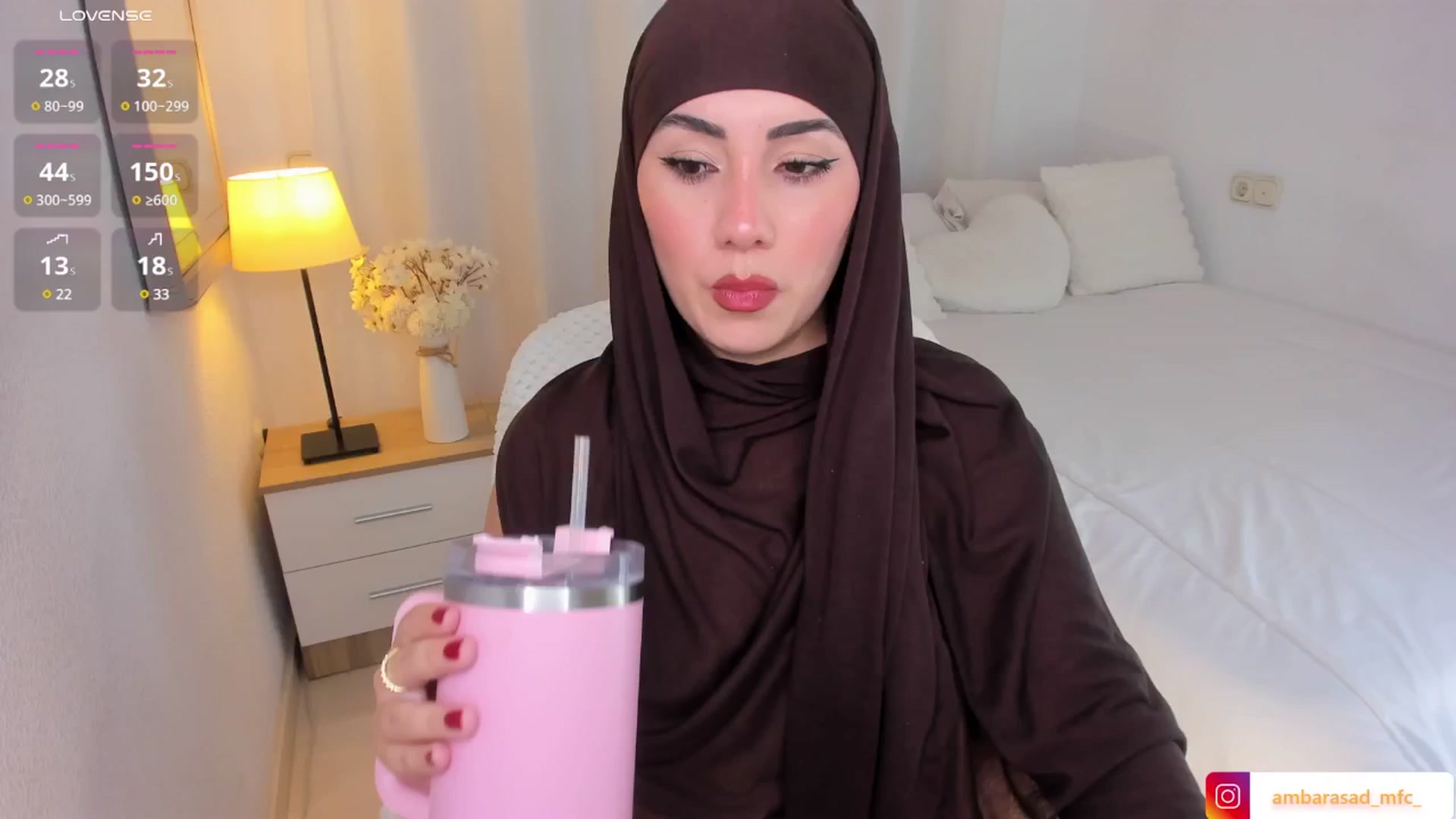 Gallery image thumbnail from Ambar_Asad's myfreecams stream on, 06/02/2025, 16:48 image 18 of 20