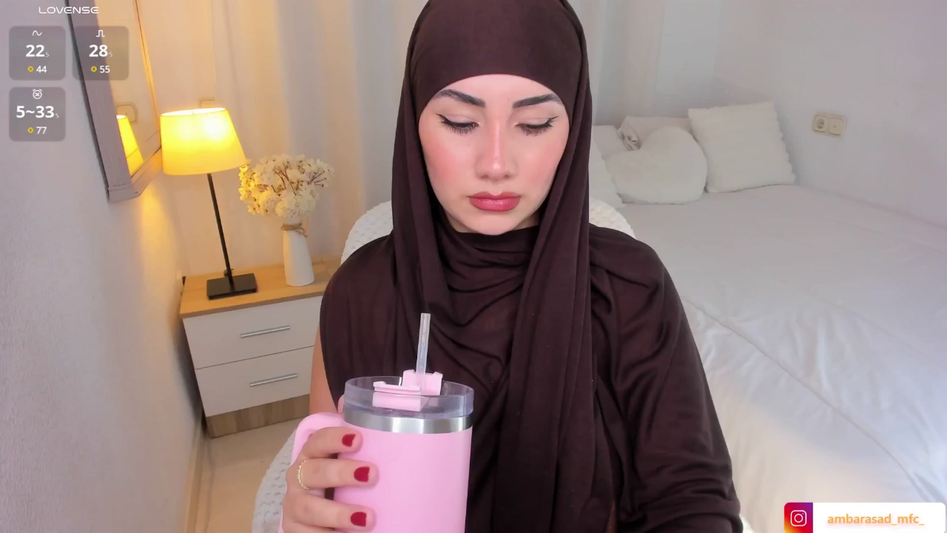 Gallery image thumbnail from Ambar_Asad's myfreecams stream on, 06/02/2025, 16:48 image 19 of 20