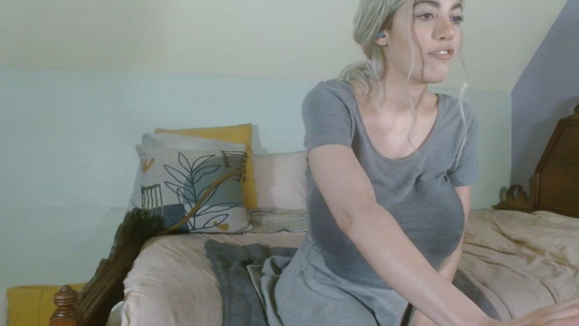 Gallery image thumbnail from AmberAlena_'s myfreecams stream on, 06/29/2023, 18:58 image 19 of 20