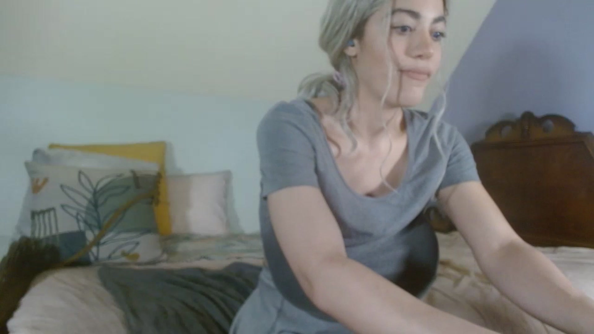 Gallery image thumbnail from AmberAlena_'s myfreecams stream on, 06/29/2023, 20:48 image 4 of 20