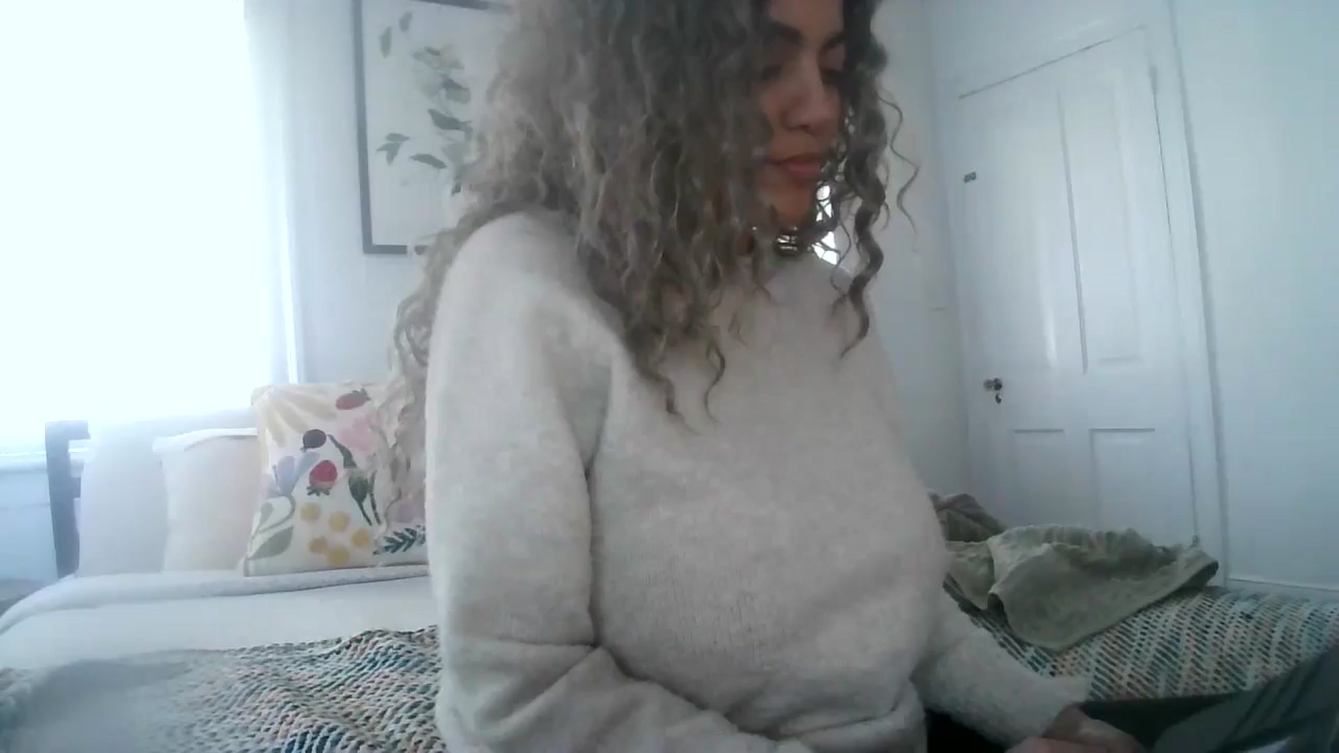 Gallery image thumbnail from AmberAlena_'s myfreecams stream on, 01/08/2025, 16:58 image 18 of 20