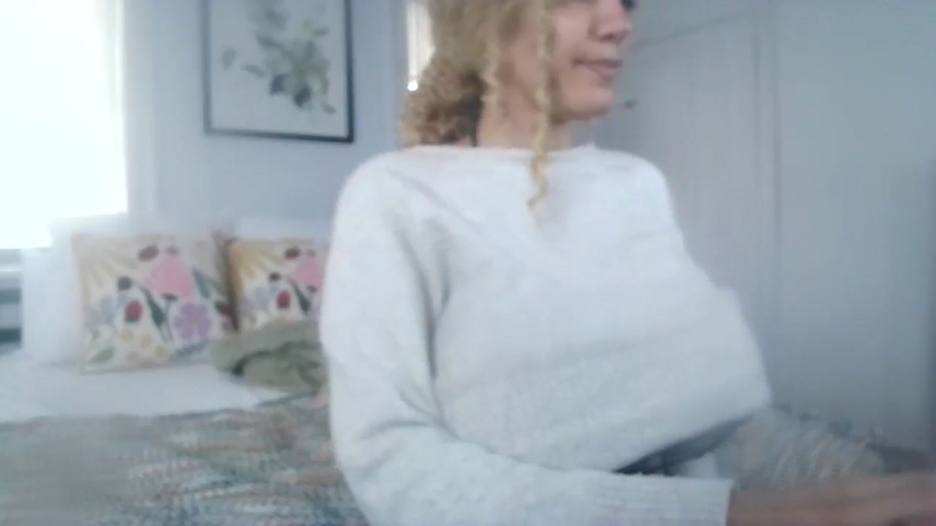 Gallery image thumbnail from AmberAlena_'s myfreecams stream on, 02/05/2025, 17:43 image 9 of 20