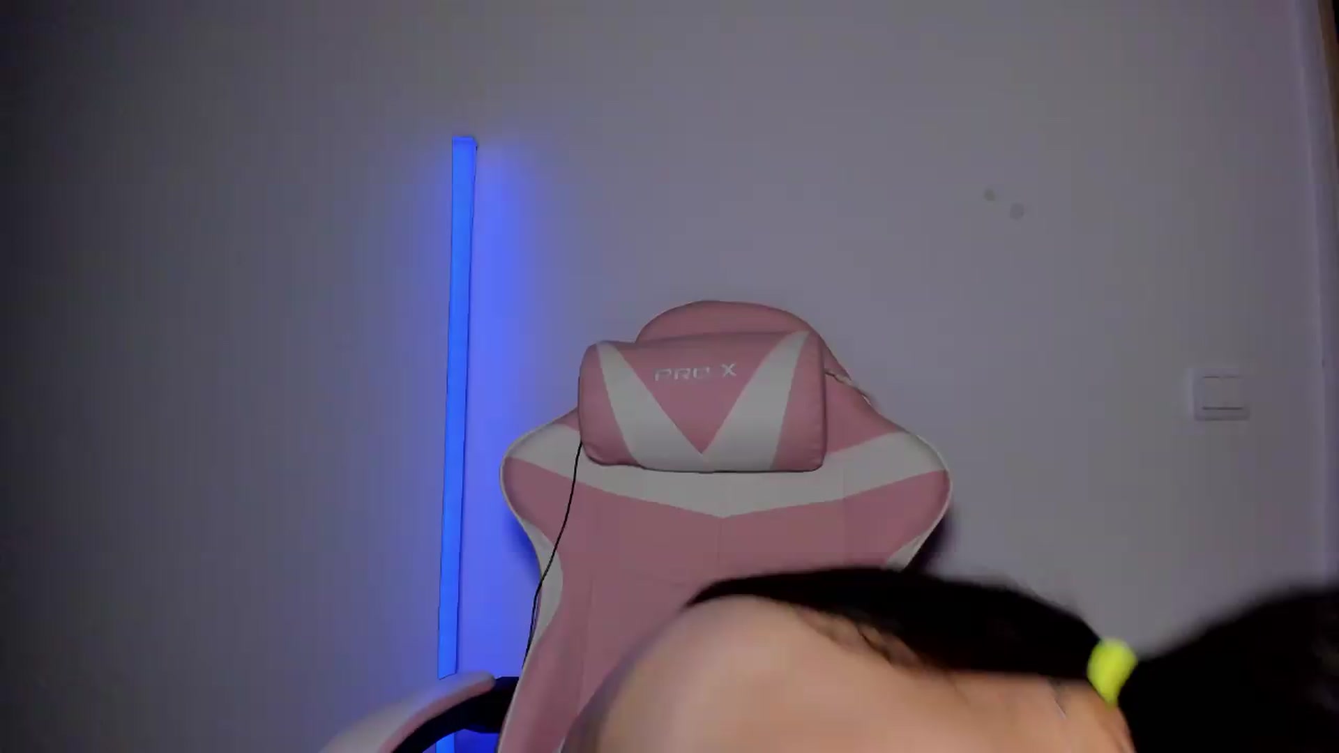 Gallery image thumbnail from AmberBlue_'s myfreecams stream on, 08/24/2026, 02:17 image 1 of 20