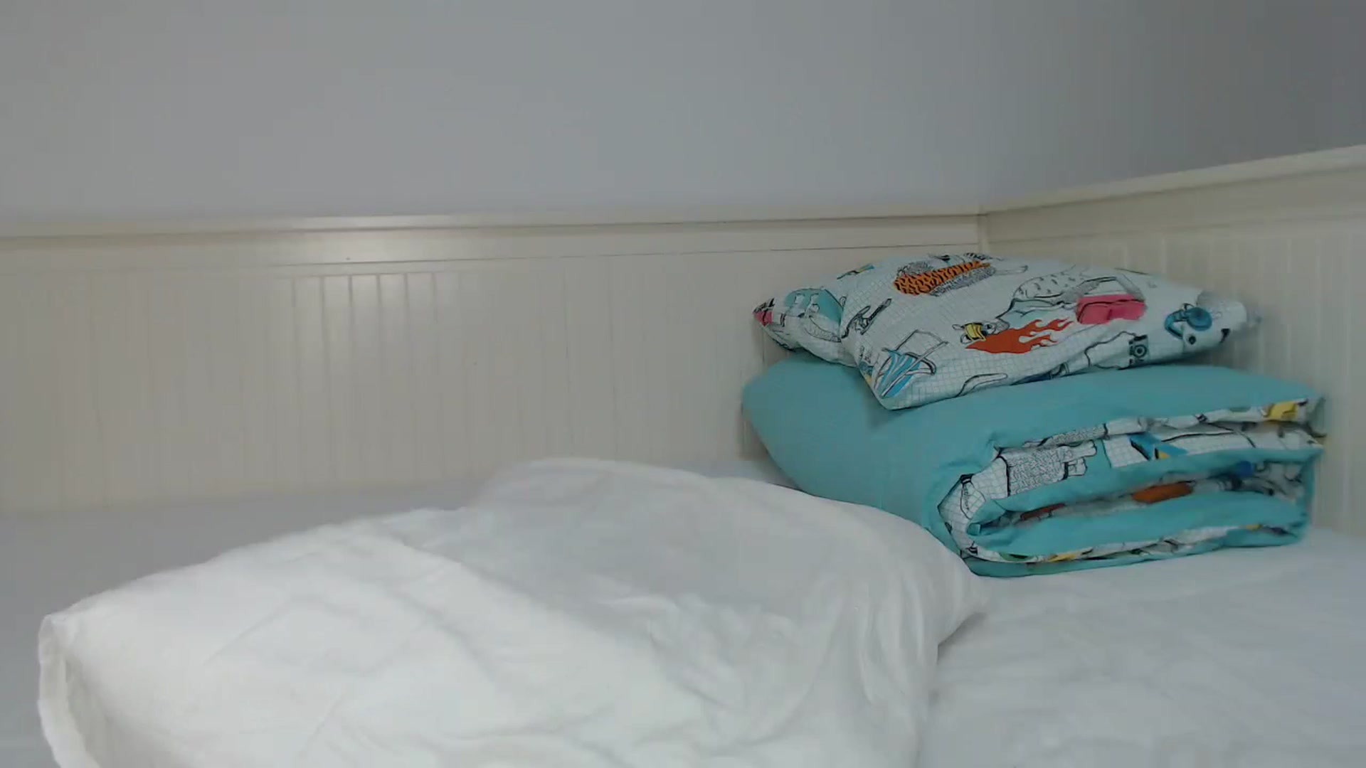 Gallery image thumbnail from AmberCherryX's myfreecams stream on, 01/04/2023, 13:17 image 6 of 20