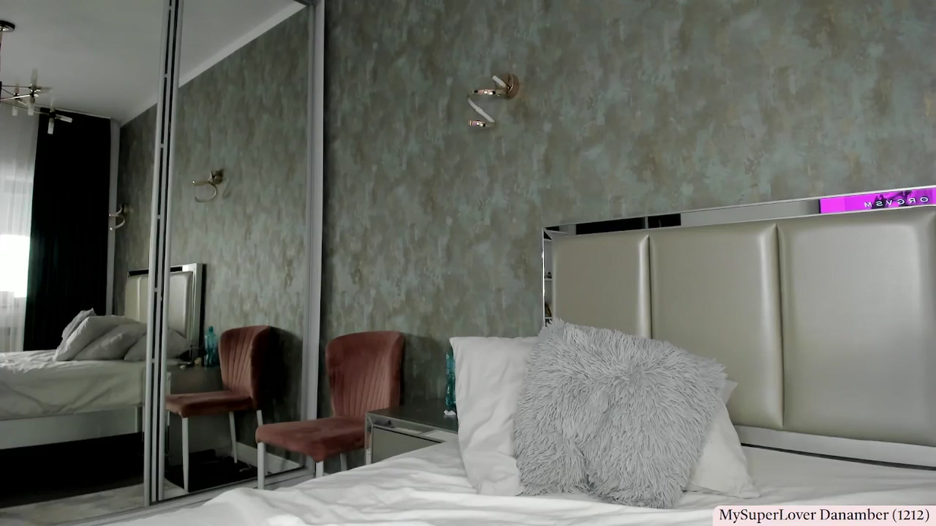 Gallery image thumbnail from AmberClyde's myfreecams stream on, 06/13/2025, 13:13 image 20 of 20