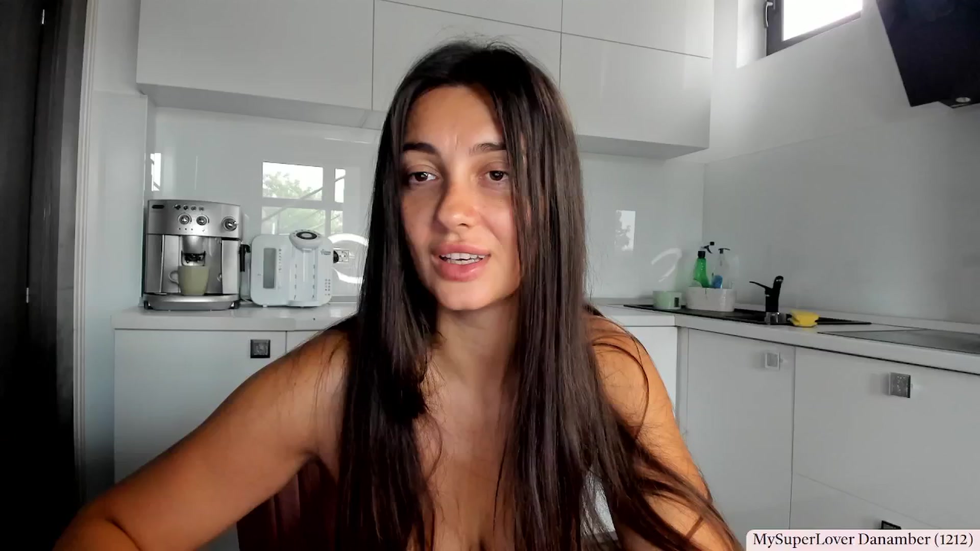 Gallery image thumbnail from AmberClyde's myfreecams stream on, 06/20/2025, 07:29 image 14 of 20