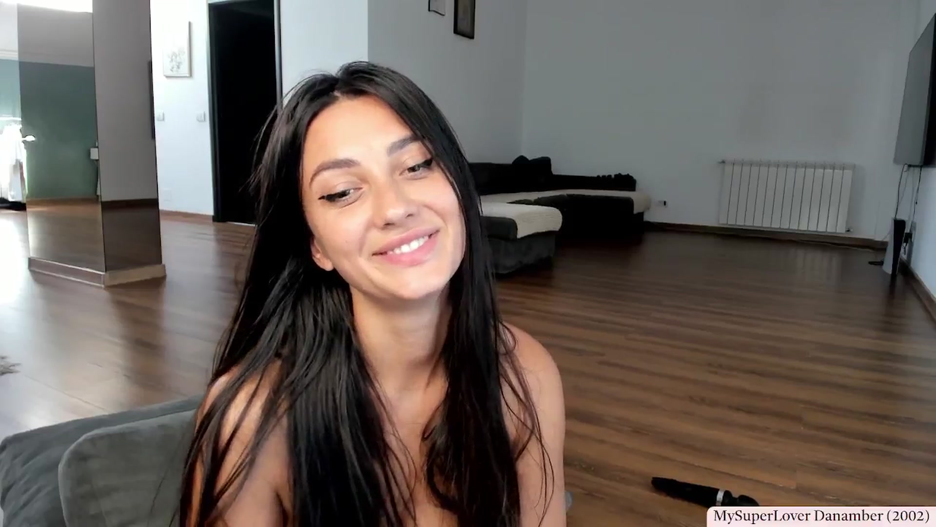 Gallery image thumbnail from AmberClyde's myfreecams stream on, 06/24/2025, 12:15 image 16 of 20