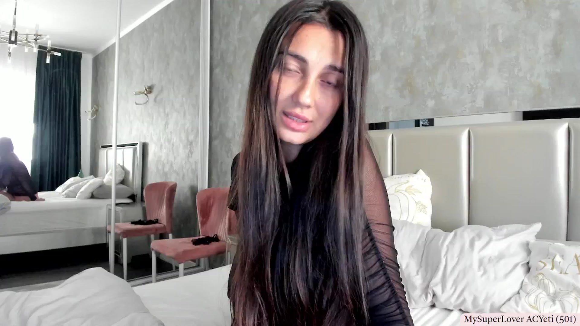 Gallery image thumbnail from AmberClyde's myfreecams stream on, 07/04/2025, 10:53 image 17 of 20