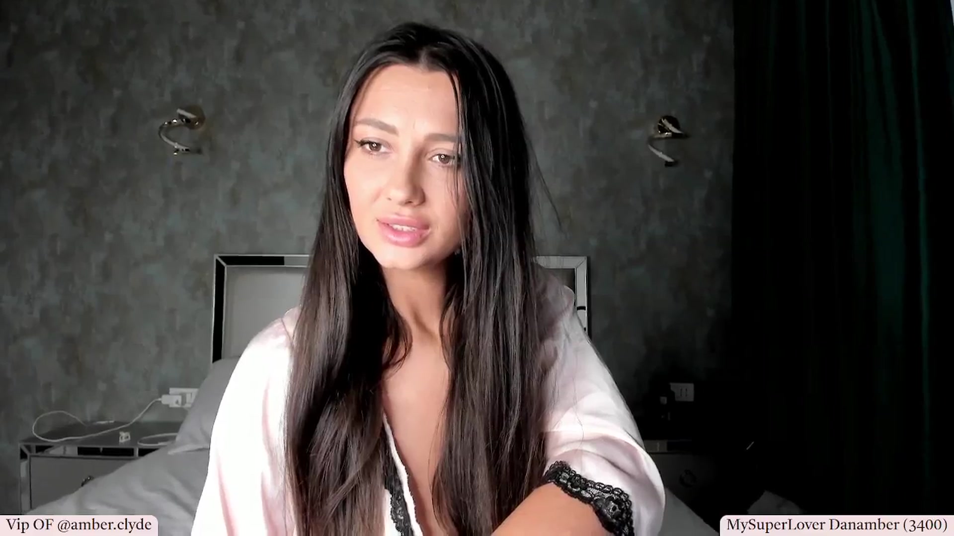 Gallery image thumbnail from AmberClyde's myfreecams stream on, 09/28/2025, 14:13 image 4 of 20