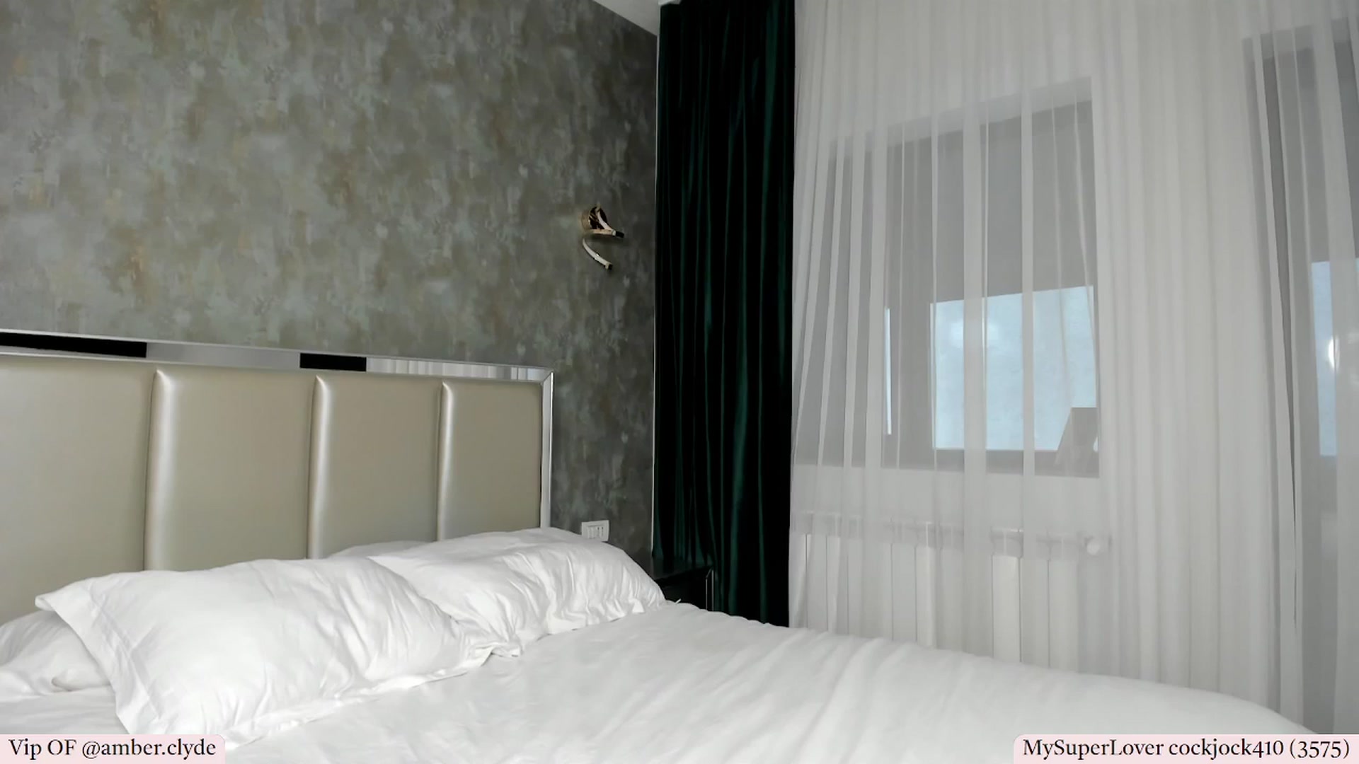 Gallery image thumbnail from AmberClyde's myfreecams stream on, 10/07/2025, 12:33 image 7 of 20