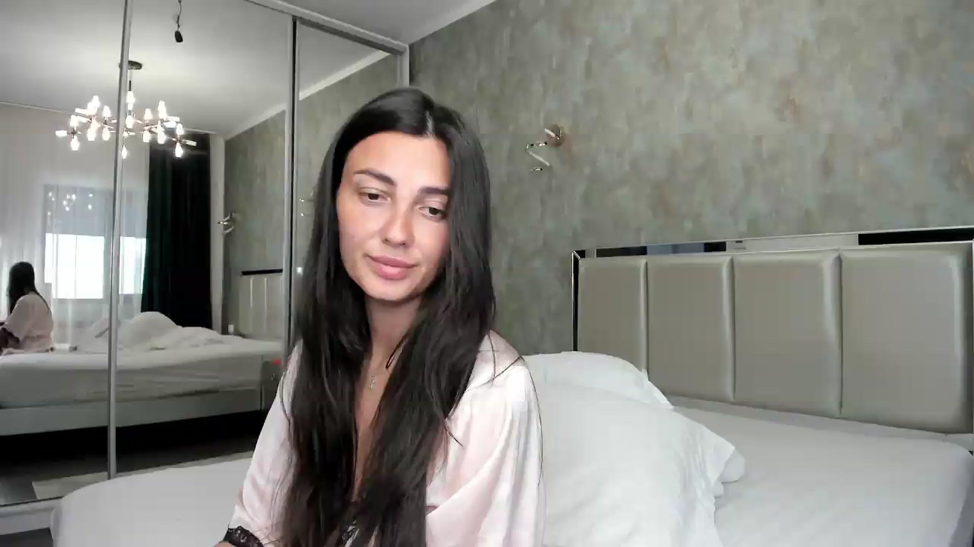 Gallery image thumbnail from AmberClyde's myfreecams stream on, 05/08/2026, 11:39 image 4 of 20