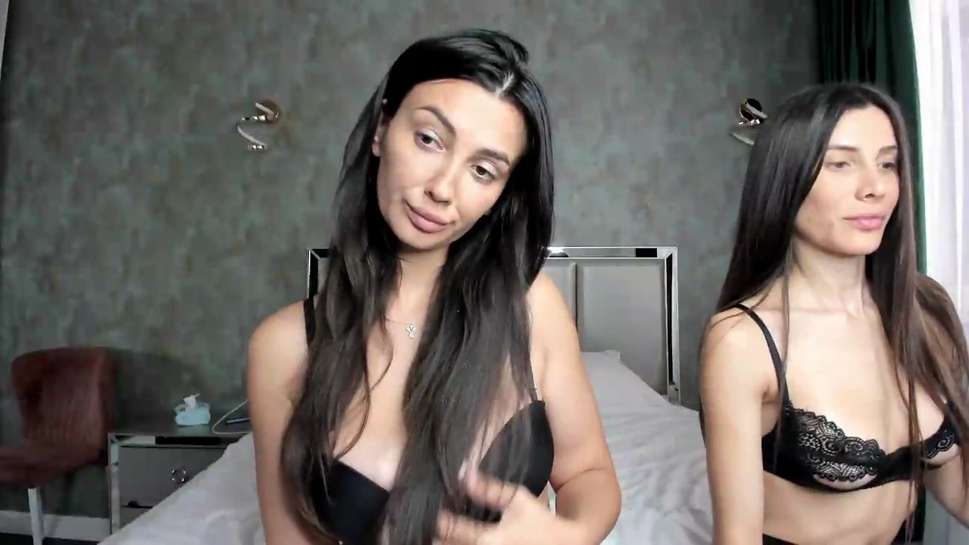 Gallery image thumbnail from AmberClyde's myfreecams stream on, 05/11/2026, 10:38 image 12 of 20